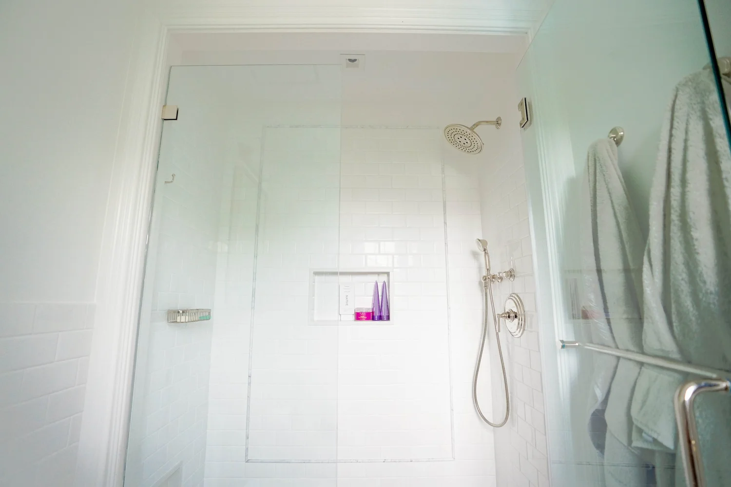 Compact Bathroom & Walk-In Shower — photograph 2