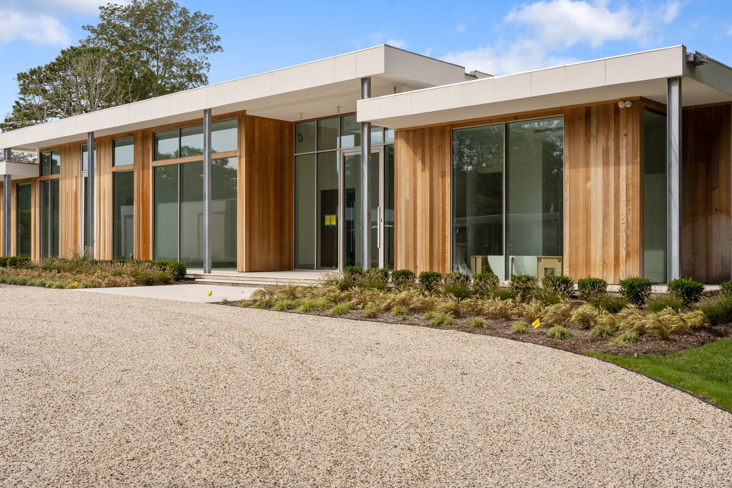 Interior & Exterior Project in Quogue — photograph 2