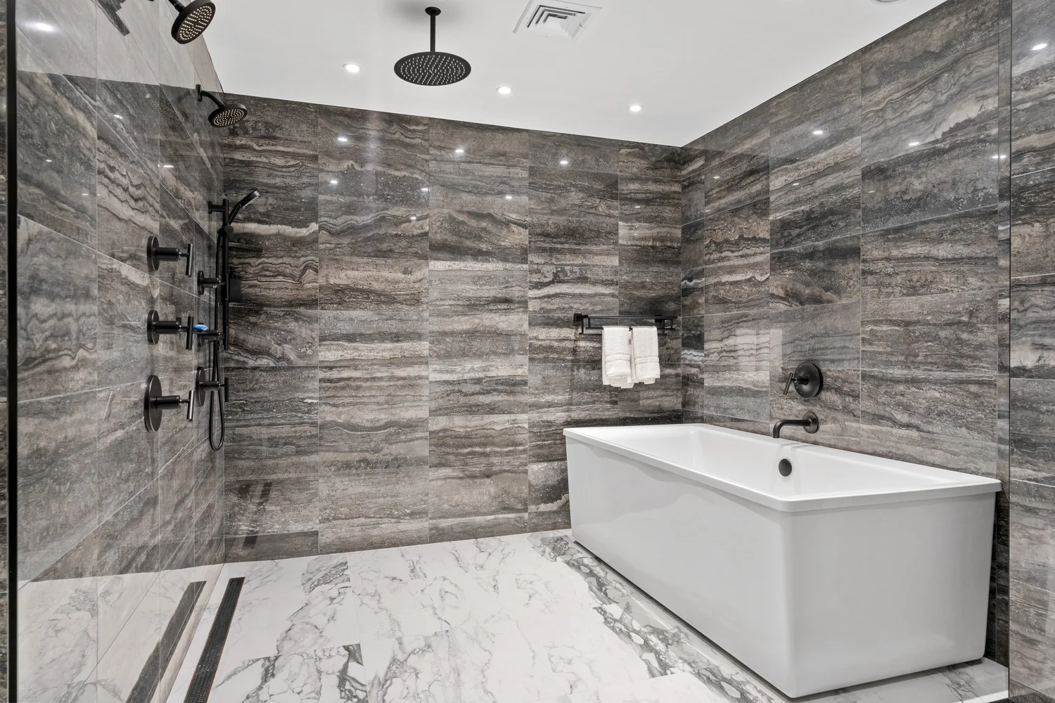 Bathroom Renovation in Wading River — photograph 3