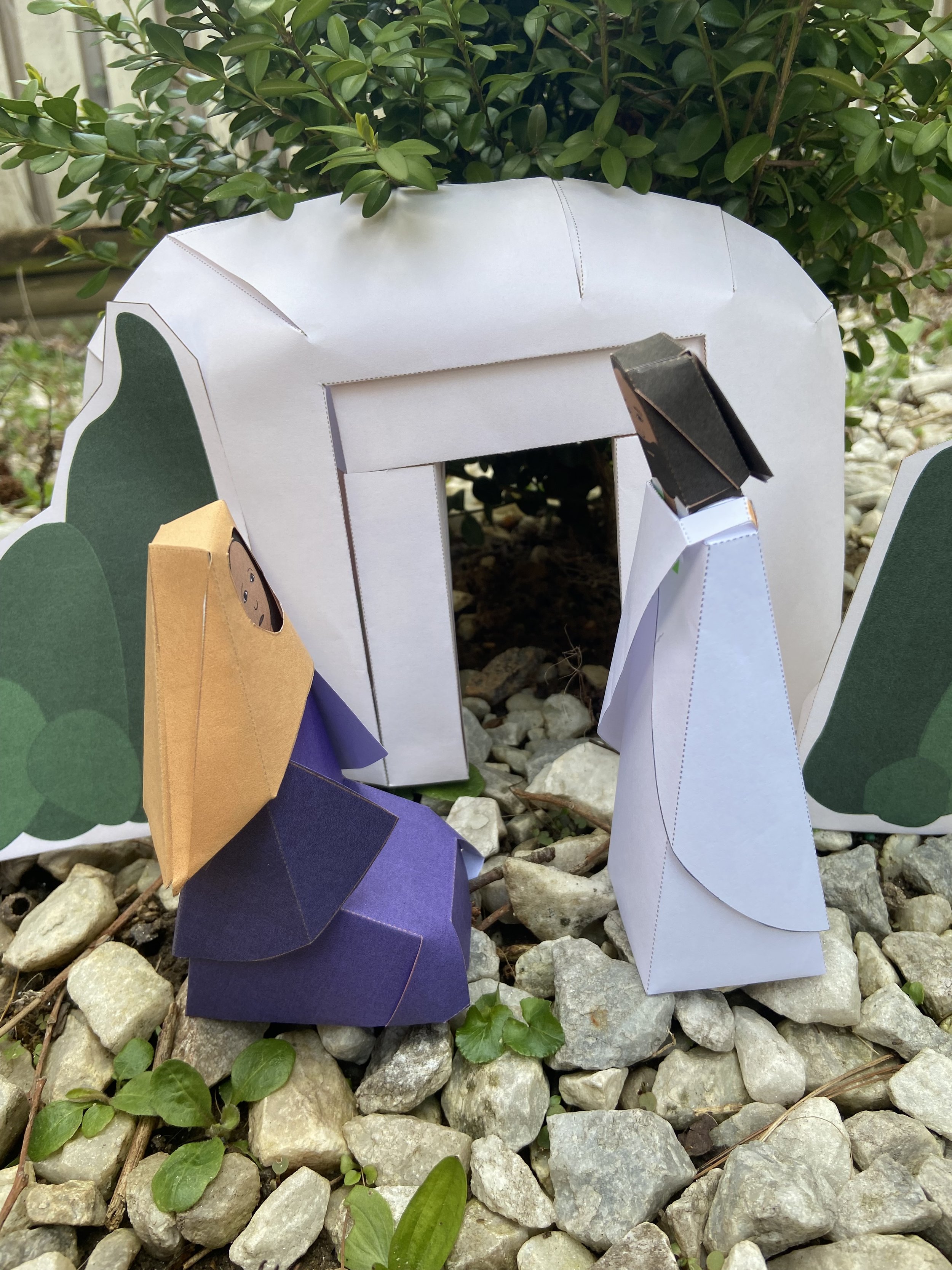 Easter Set in garden.jpg