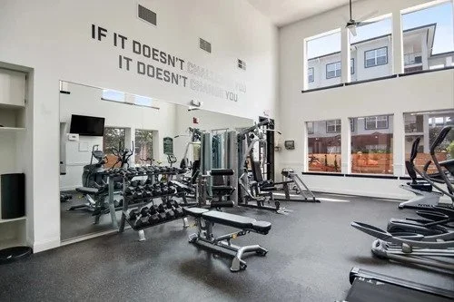 Your everyday routine gets easier with our fitness center, designed to add comfort and convenience right where you live ✨ 

 #BrackenHouse #ApartmentAmenities #PittsburghApartments #ApartmentLiving