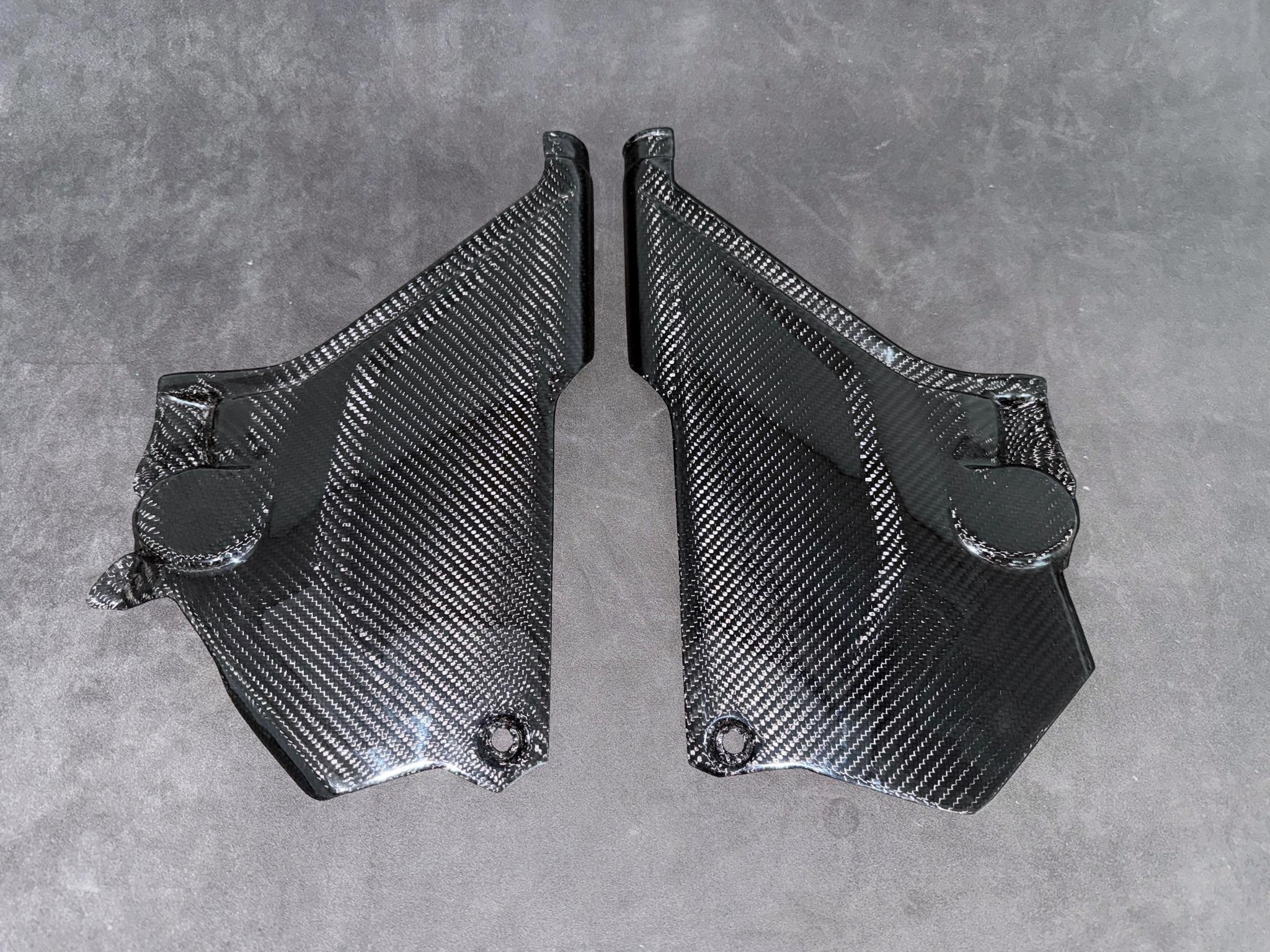 SIDE PANELS – DUCATI DESERTX 2022-2023 – 100% CARBON FIBER BY DACARBONWORKSHOP
