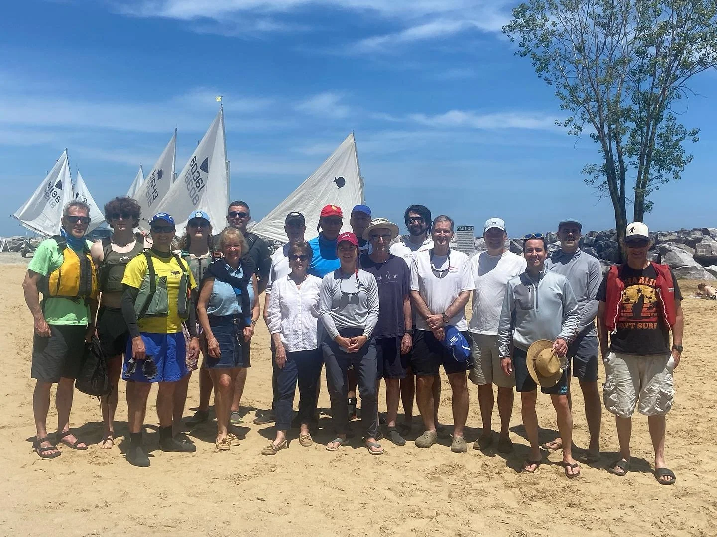 Awesome turnout for Sunday Sunfish Racing. Thrilled to be back sailing from LB Beach! ☀️The wind didn&rsquo;t cooperate but we took the opportunity to meet some new members and work on sail repairs! 🏖️ Message us if you&rsquo;re interested in joinin