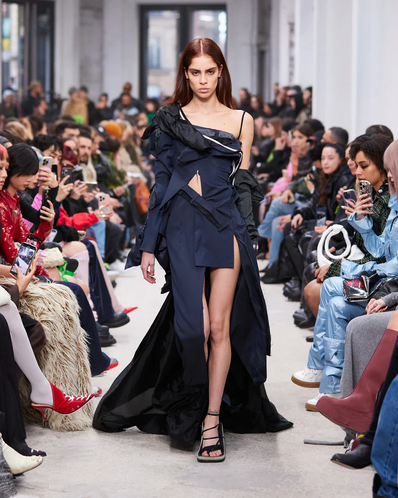 Ottolinger_fw24_runway_IG_look36_800x_crop_center.png
