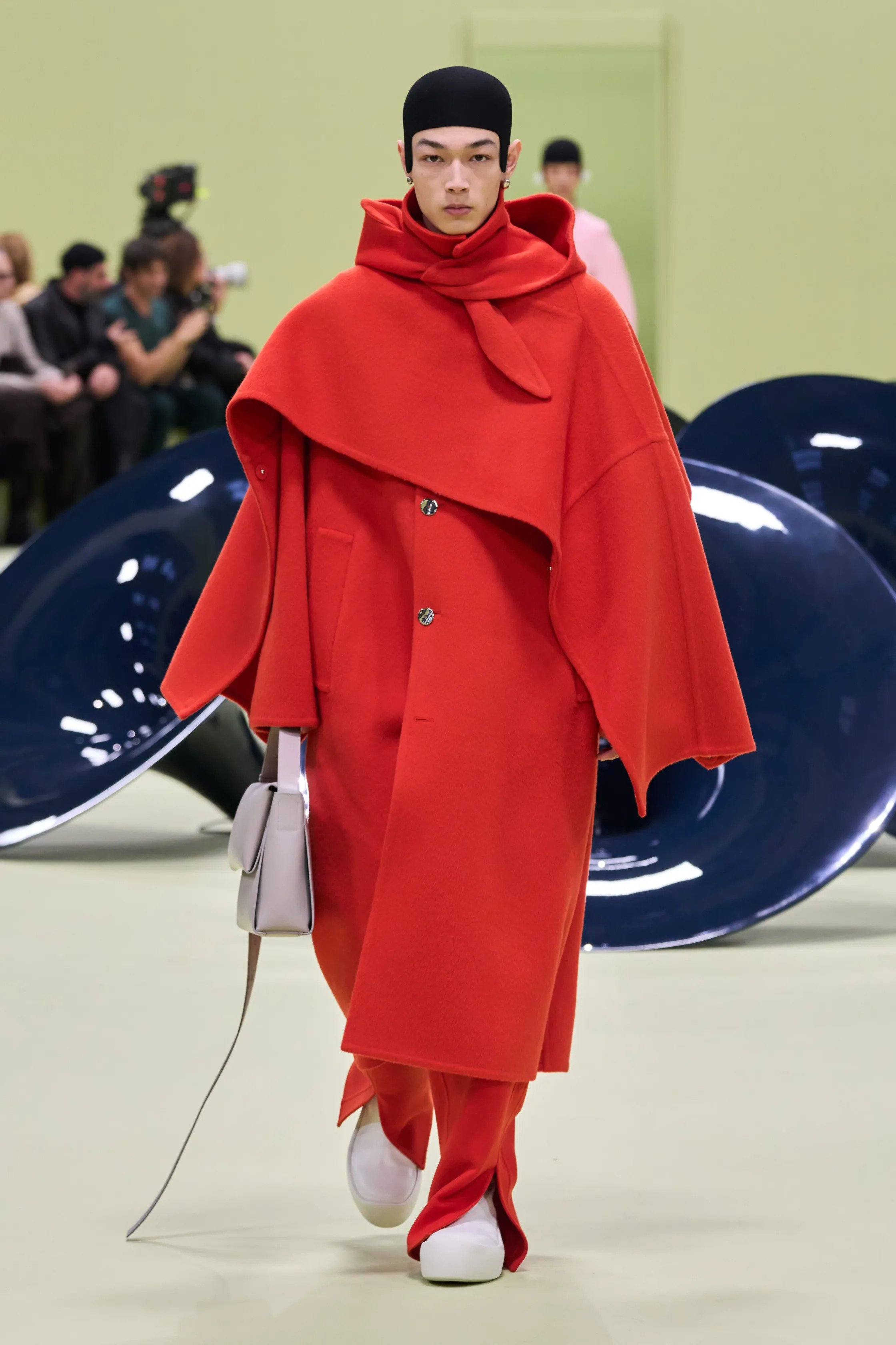 00005-jil-sander-fall-2024-ready-to-wear-credit-gorunwayjpg.jpg