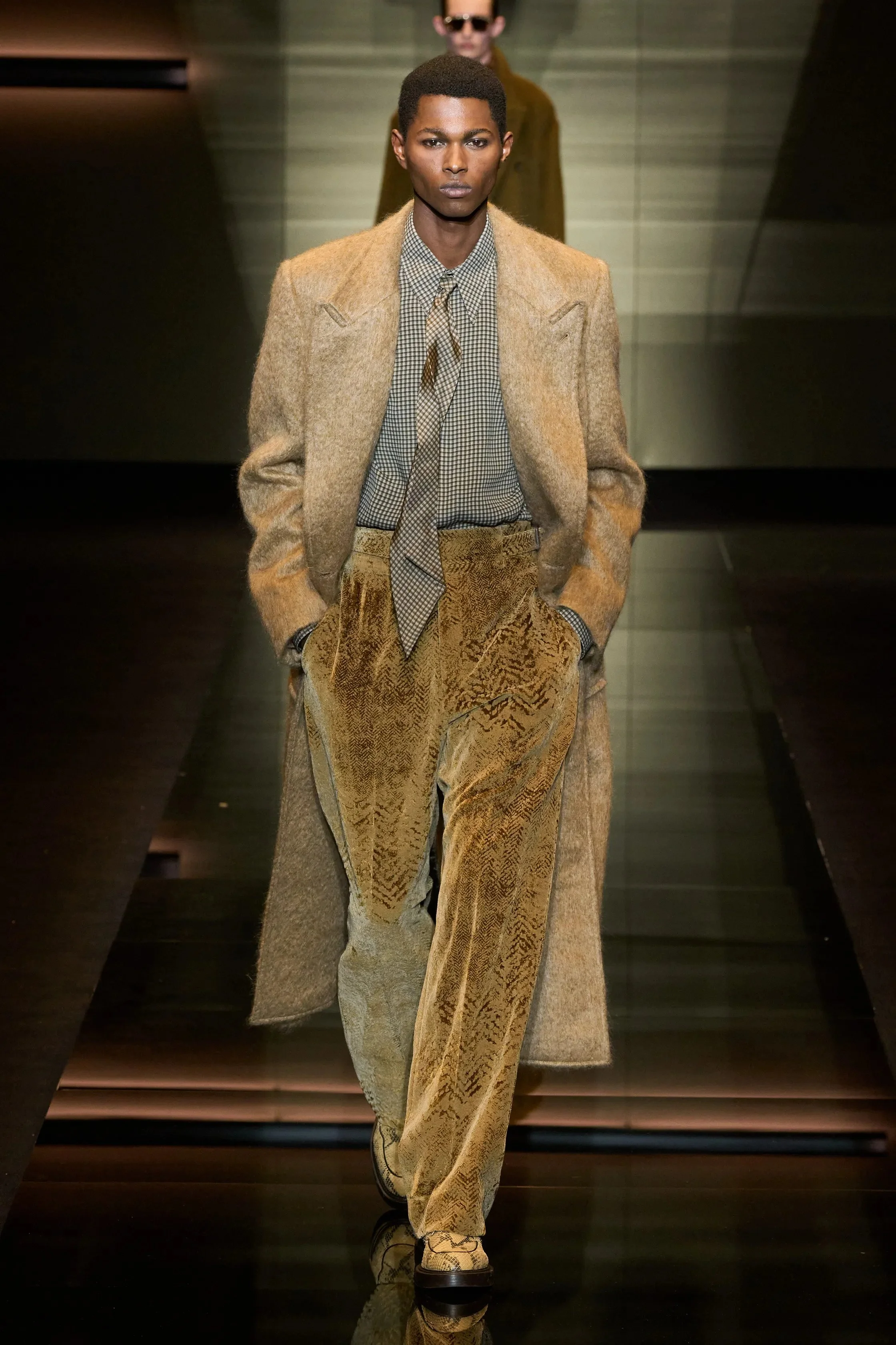 00056-emporio-armani-fall-2025-menswear-credit-gorunway.jpg.jpg