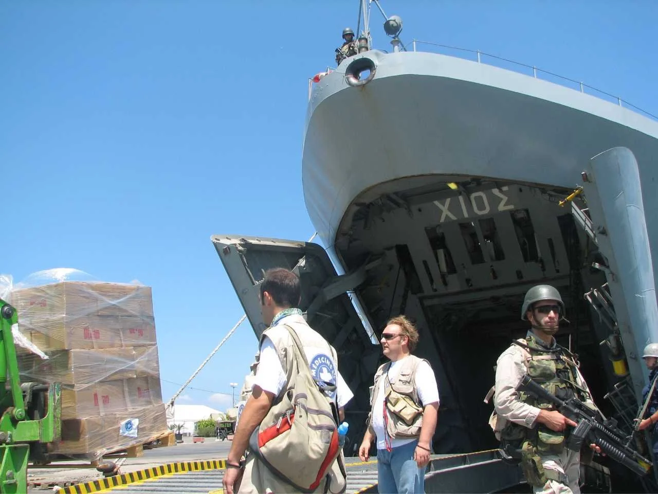 Unloading crates.jpg