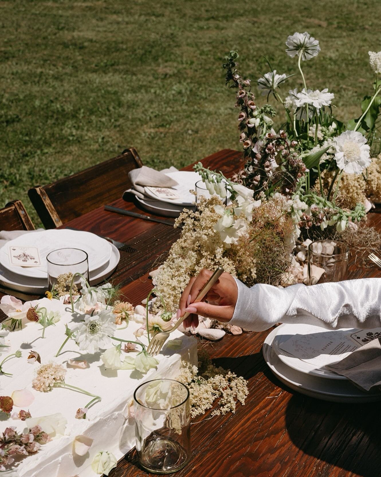 We&rsquo;re skipping buzz cut season and letting the northern field grow long, wild, and unruly&mdash;just how she likes it. 🌼 Counting down to wildflowers in full rebellion, dinners en plein air, and maybe a slice of cake out in the tall grass.