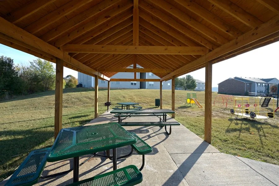 Ridgetop Apartments in Athens, TN