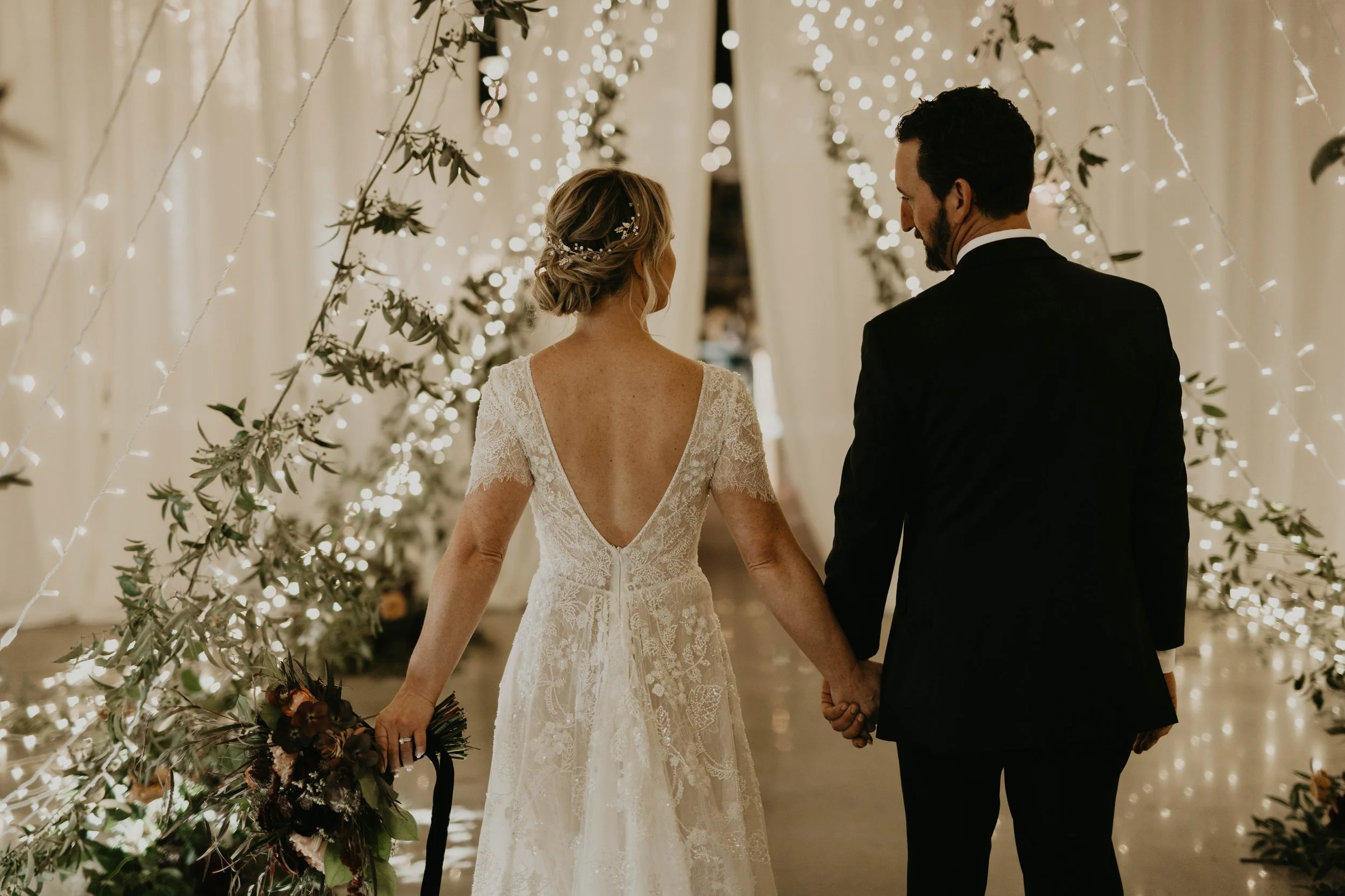Mindy&Jared_AbanthamCreative-7692.jpg