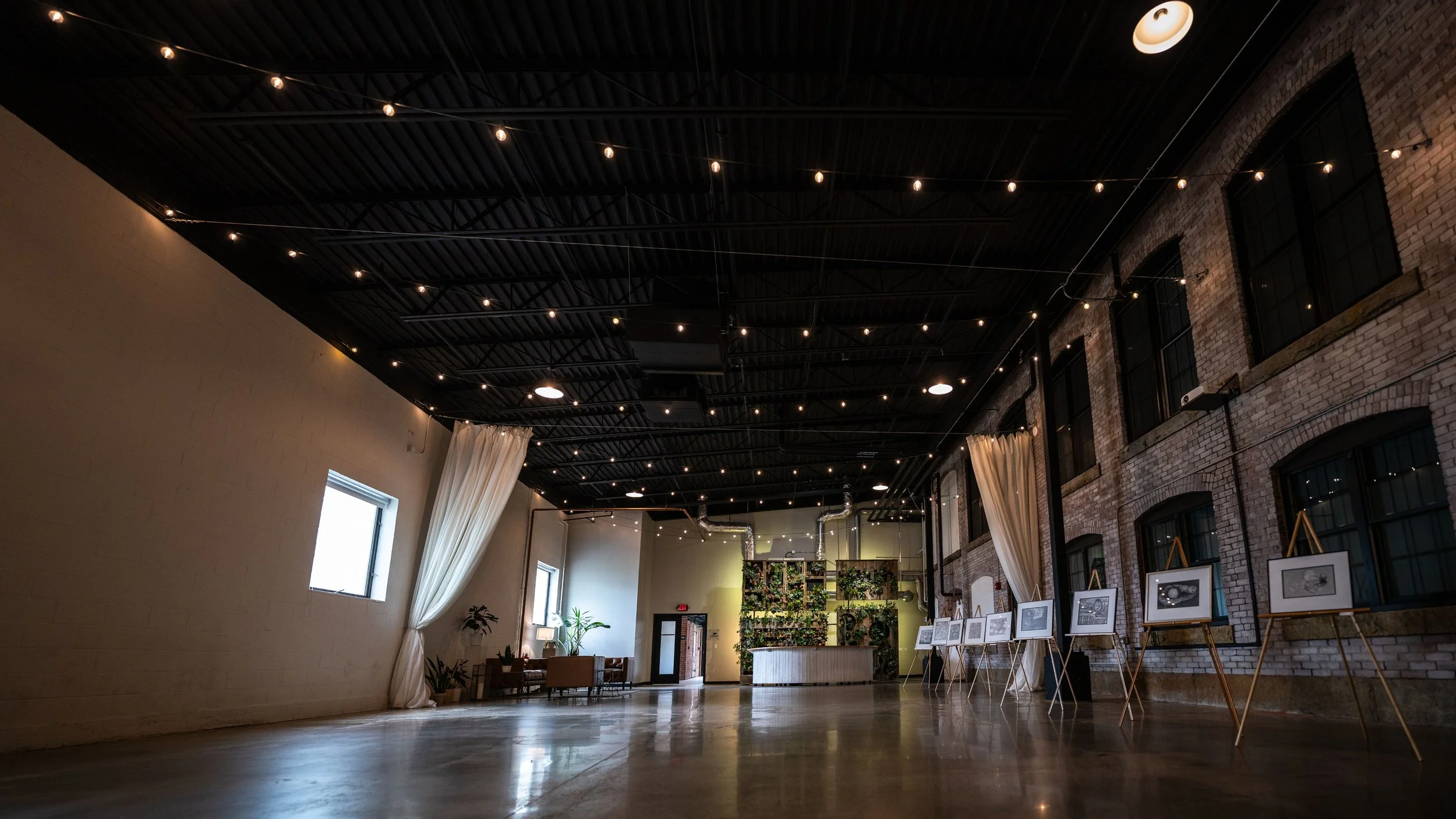 What Is Industrial-Chic Wedding Venue Style?&nbsp;