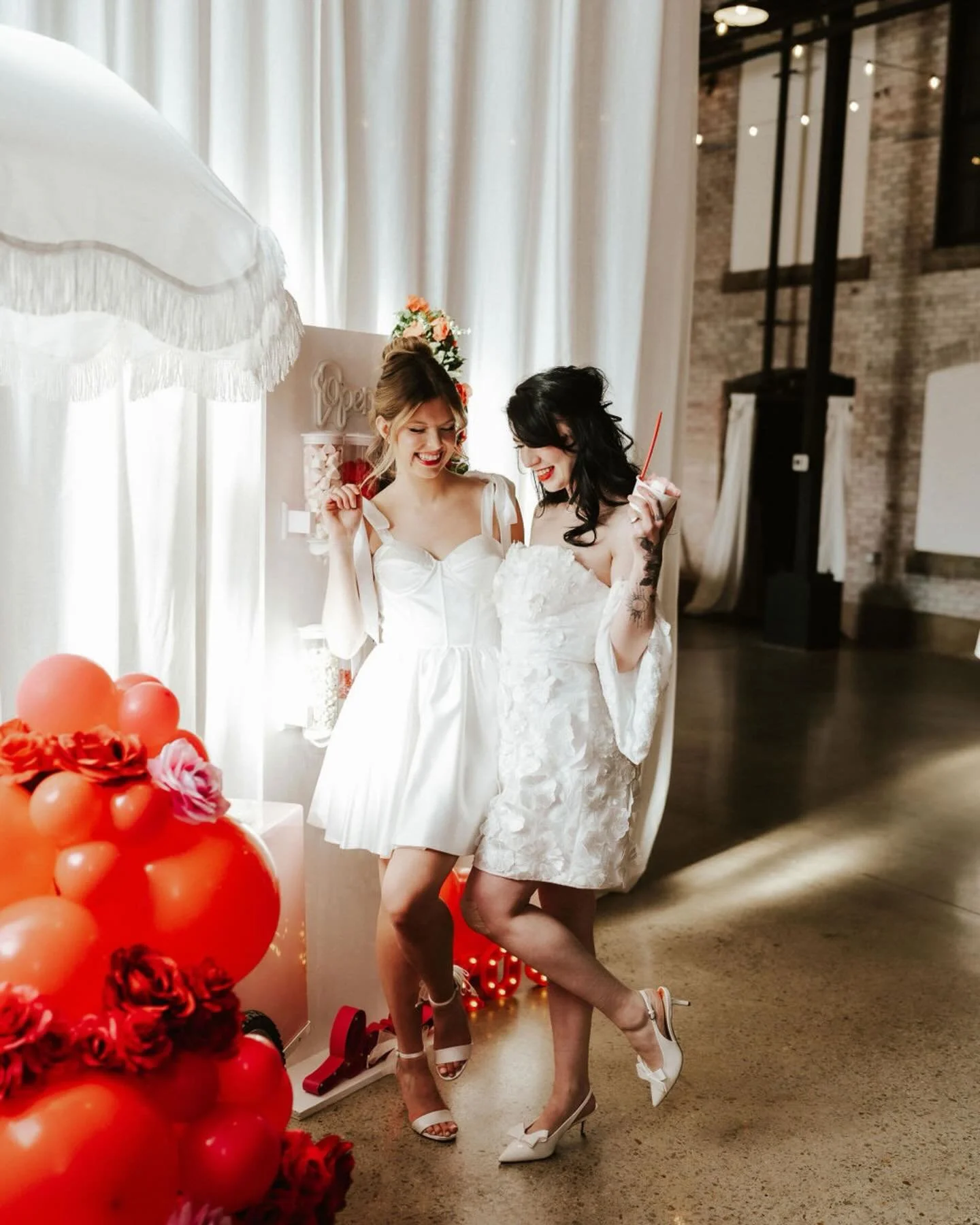 &hearts;️🩷🤍🖤

The lovely team for this shoot:
Photographers: @weareall_art &amp; @raeofsunphotos
Cake: @thebakersrackbakingco
Hair Artist: @thairapybyalo
Makeup Artist: @beautybyjessicatiffany
Model: @zaradactyl
Tablescapes: @themoderneventsco
Wed