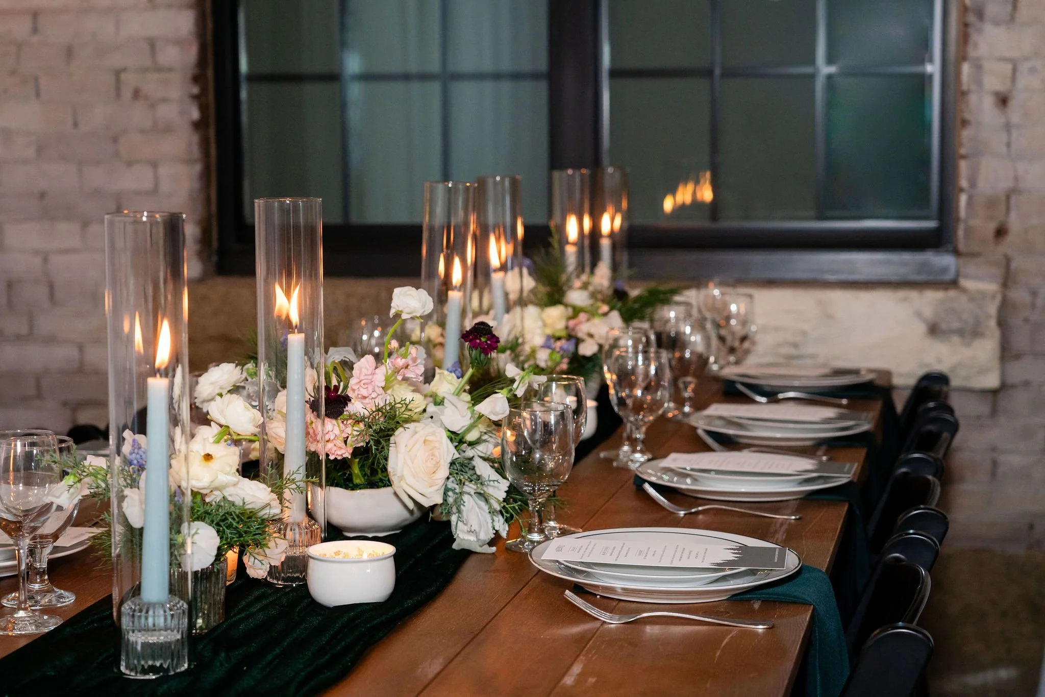 Sweet Ginger_Winter_Tablescape.jpg