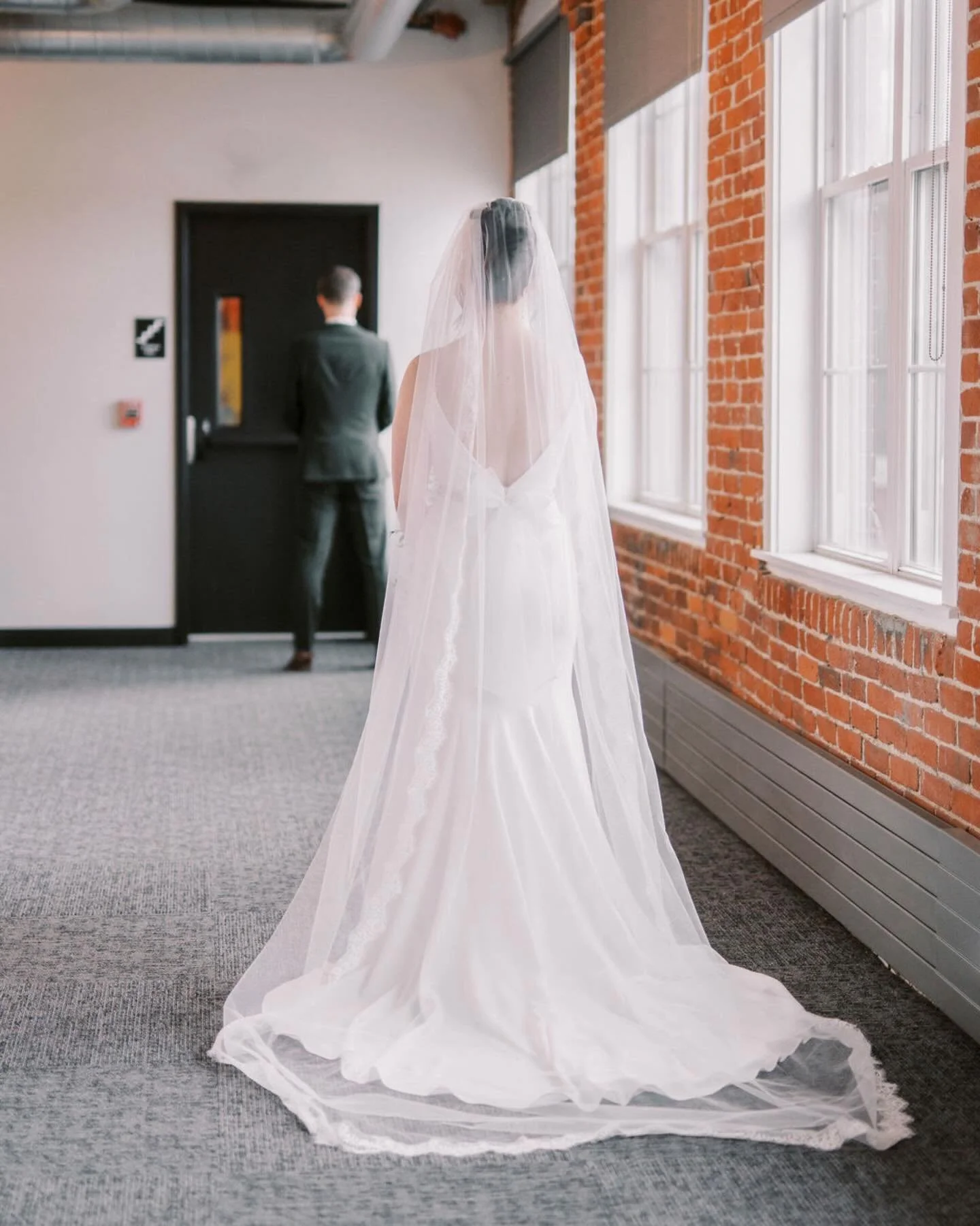 Swipe to see his face when he finally sees her 😍➡️

.
.
.
.

Photographer: @adrienvphoto
Catering: @celebrationsnh
Florist: @sbblooms
Cake: @gracefulbaking
DJ: @djkimcollins1
Entertainment: @espresso_dave
Hair/Makeup: @madelinecoveymua

#firstlook #
