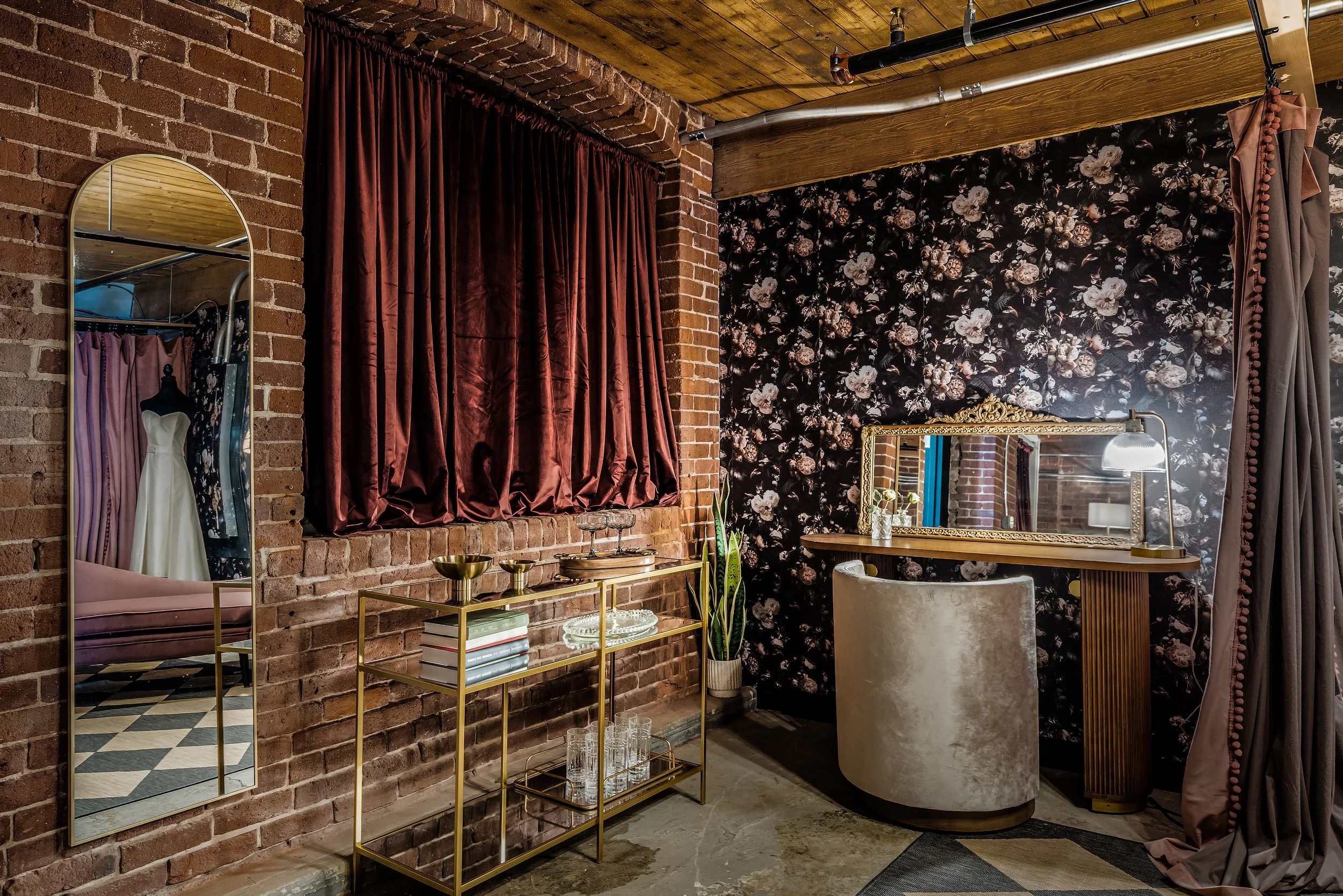NY306426 (2).jpg
