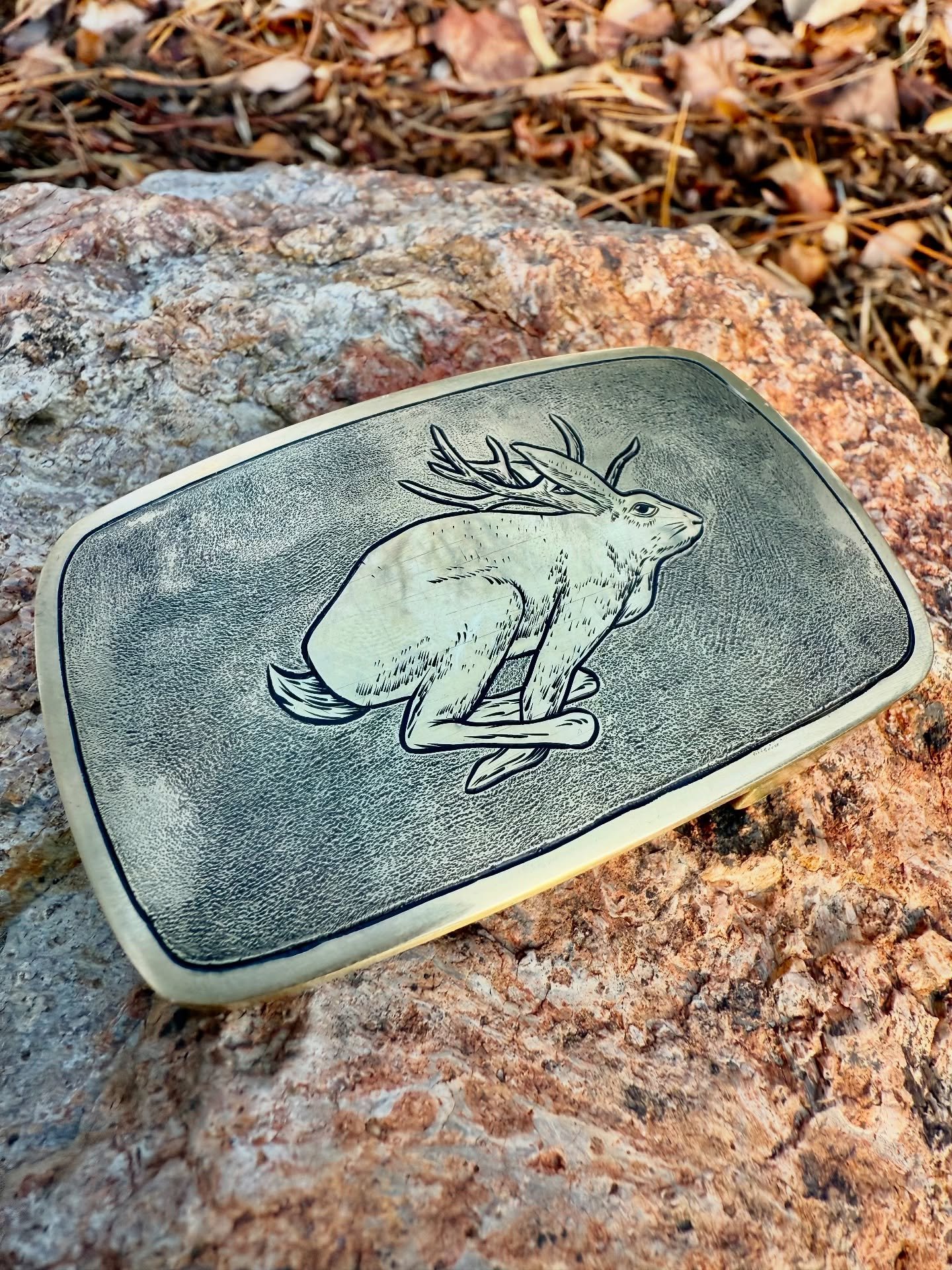 Jackalope buckle in polished brass. I&rsquo;ve still got a few custom spots to get something done before the holidays. Drop me a line. Thanks fer lookin&rsquo;. #jackalope #beltbuckle #handmade #giftideas #jewelry #engraving #handengraving #madeinida