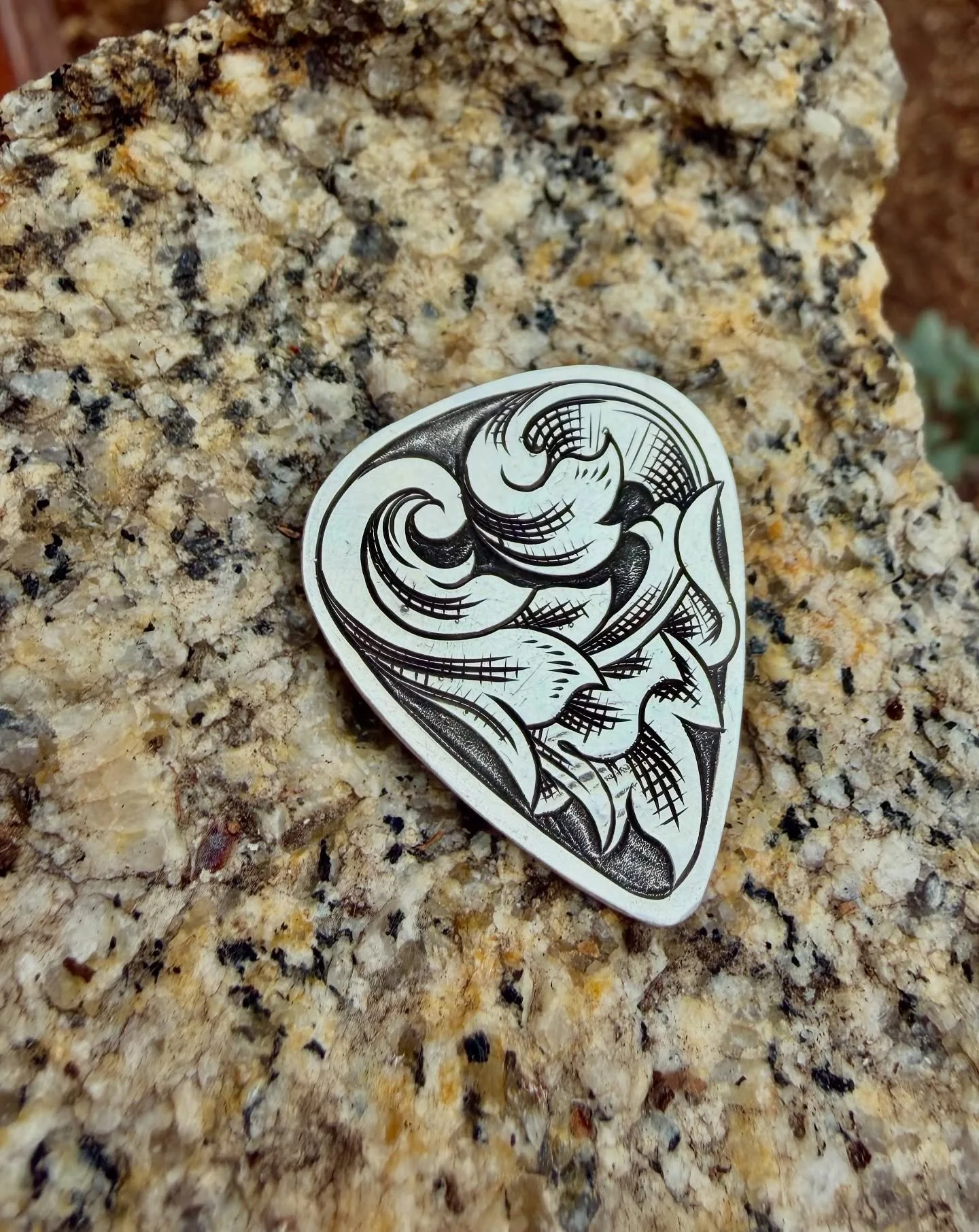 Sterling guitar pick/pocket charm/practice piece. #925 #sterling #guitarpick #handengraving #engraving #silver #silversmithing