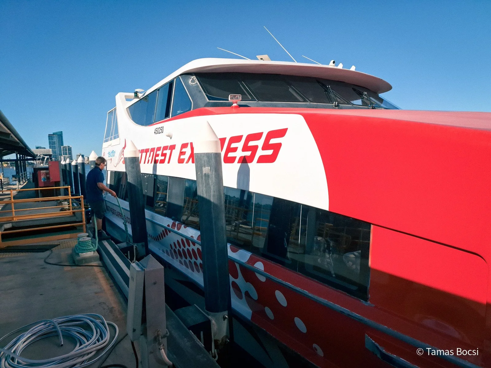 Rottness Express ferry