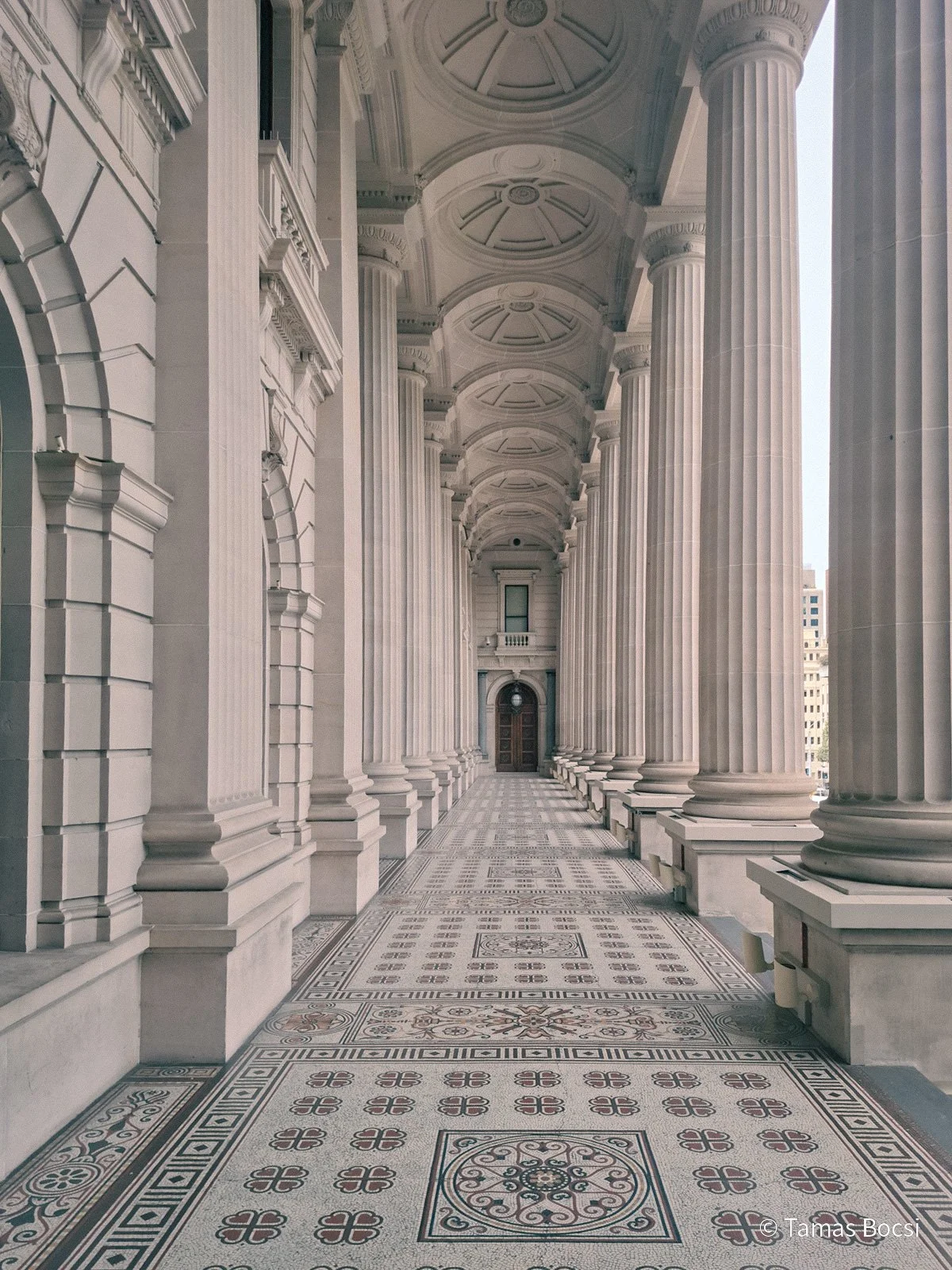 Columns in Parliament of Victoria