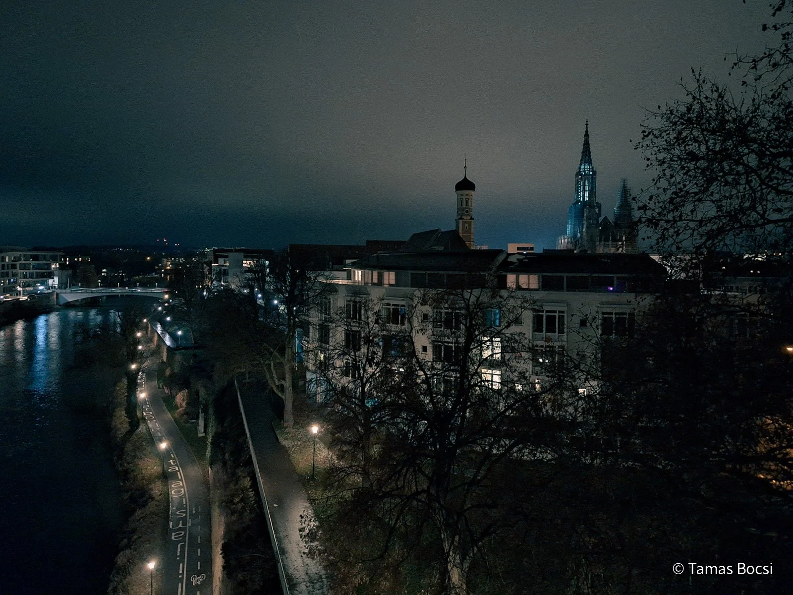 View from Berblinger Turm Ulm - at night