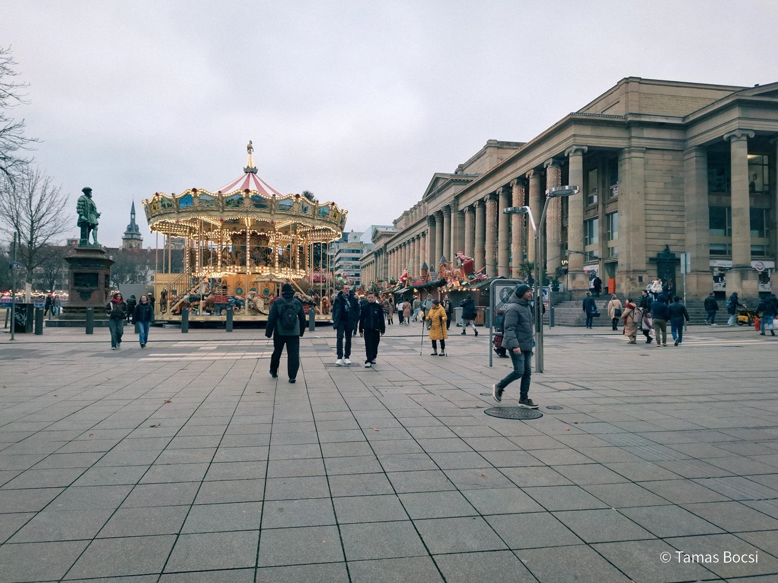Schlossplatz & Christmasmarket