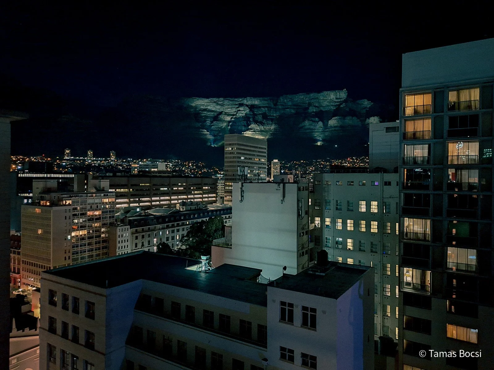 Table Mountain - at night