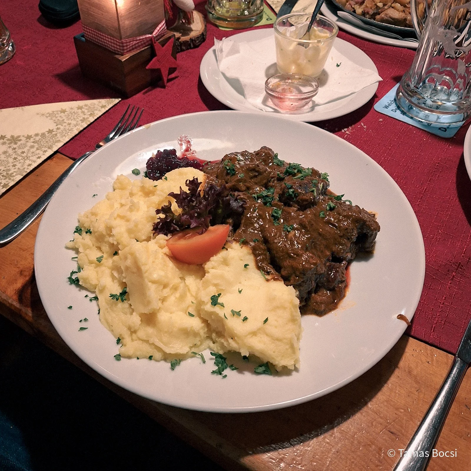 Venison goulash in Drei Kannen - historical brewery