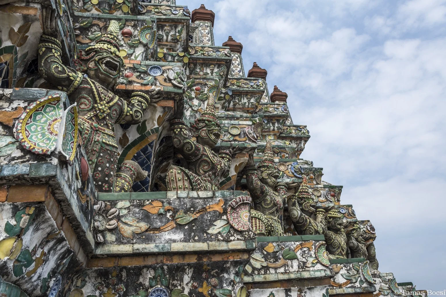 Statue in Wat Arun