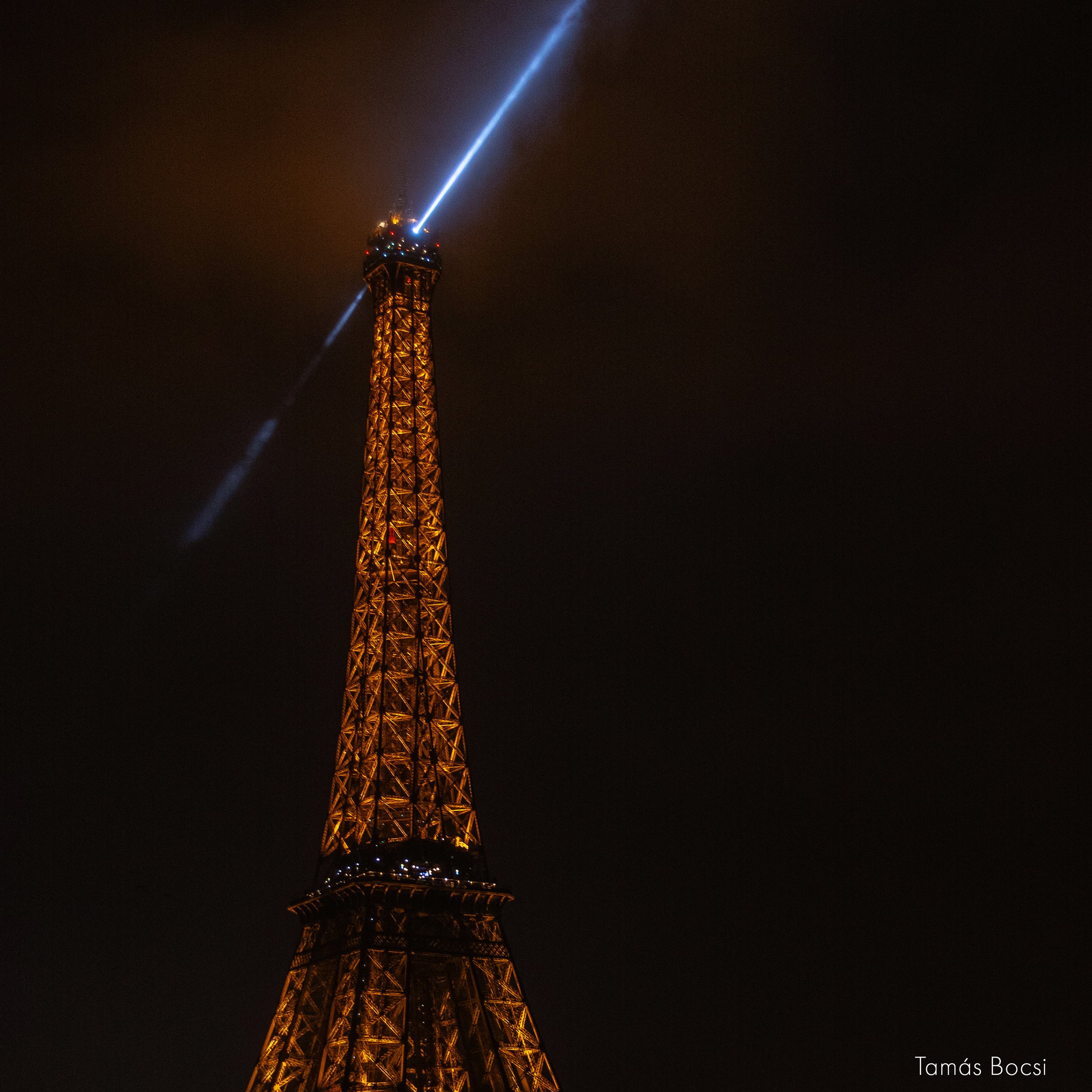 Paris Eiffel Tower Night - Closeup-detail
