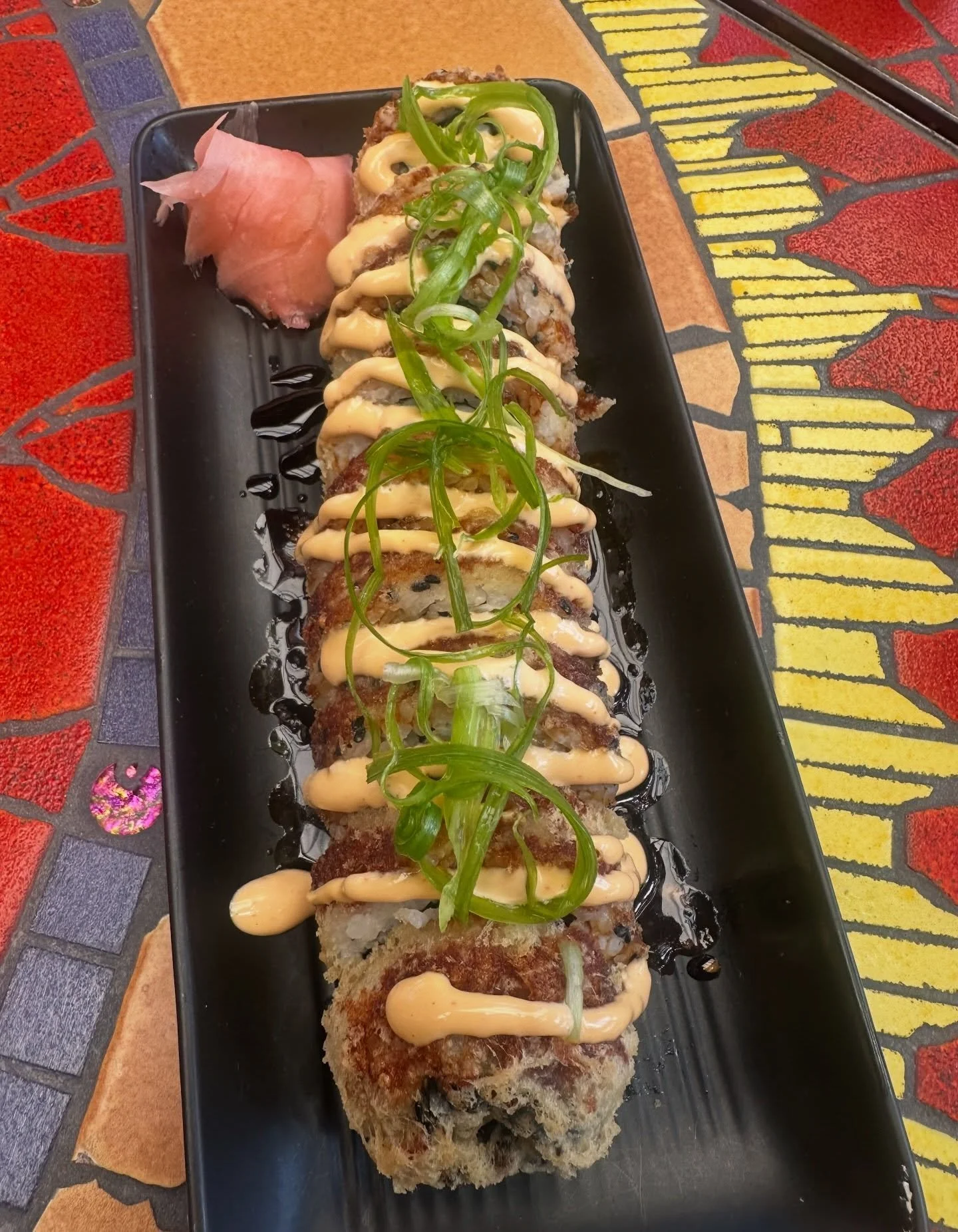 Join us in the garden tonight for Sushi Roll Friday! Tonight we'll be serving our Shrimp Tempura Roll: tiger prawns, cucumber, avocado, unagi sauce &amp; sambal aioli. 🍤