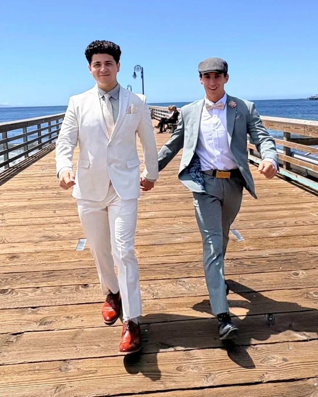 A very special congratulations to our manager, Jakob, who got married yesterday 💍 After spending the last eight months in Portland, we're also thrilled to welcome Jakob back to the management team. 

Please join us in celebrating Jakob and his husba
