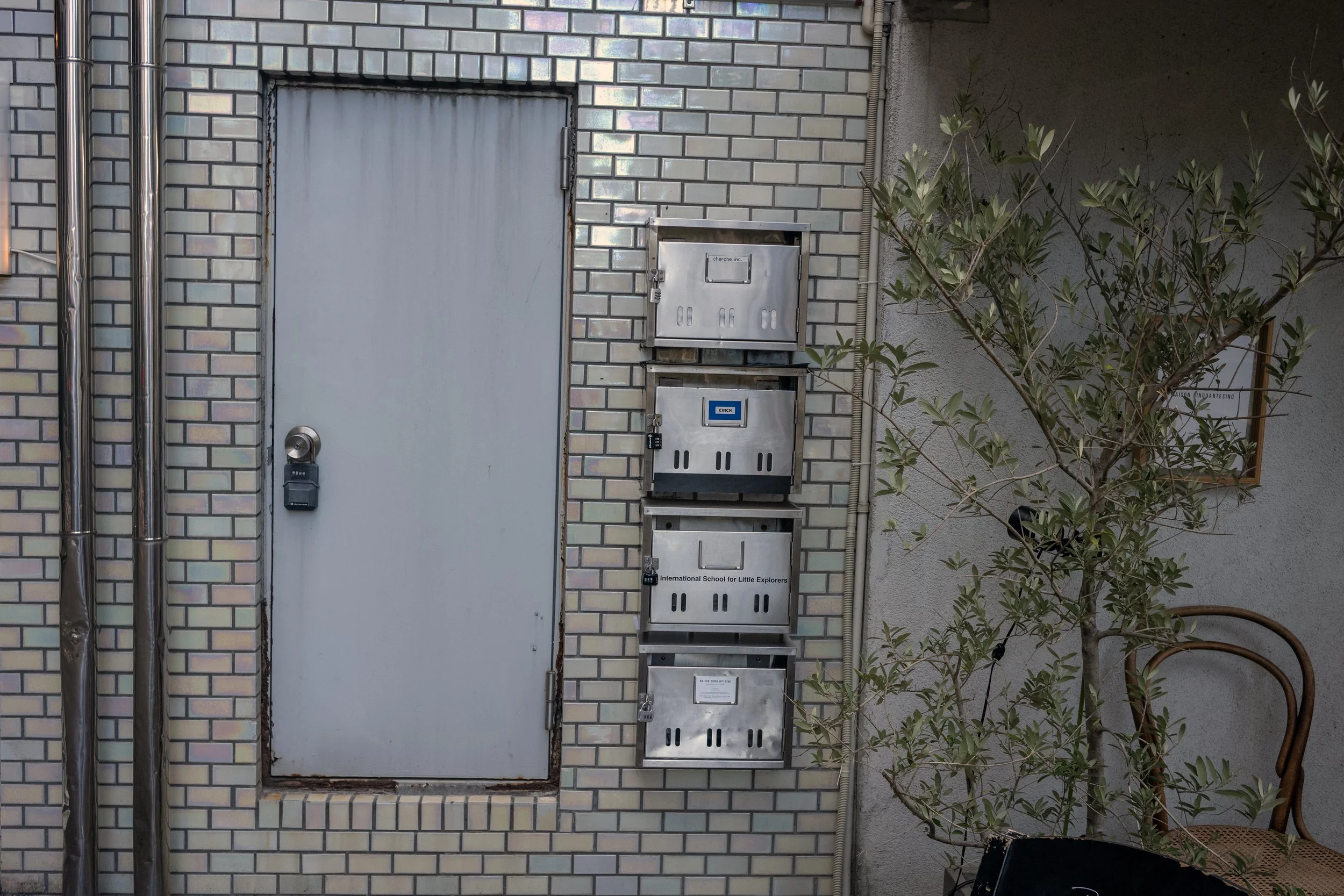SMALLDOOR.2470 copy.jpg