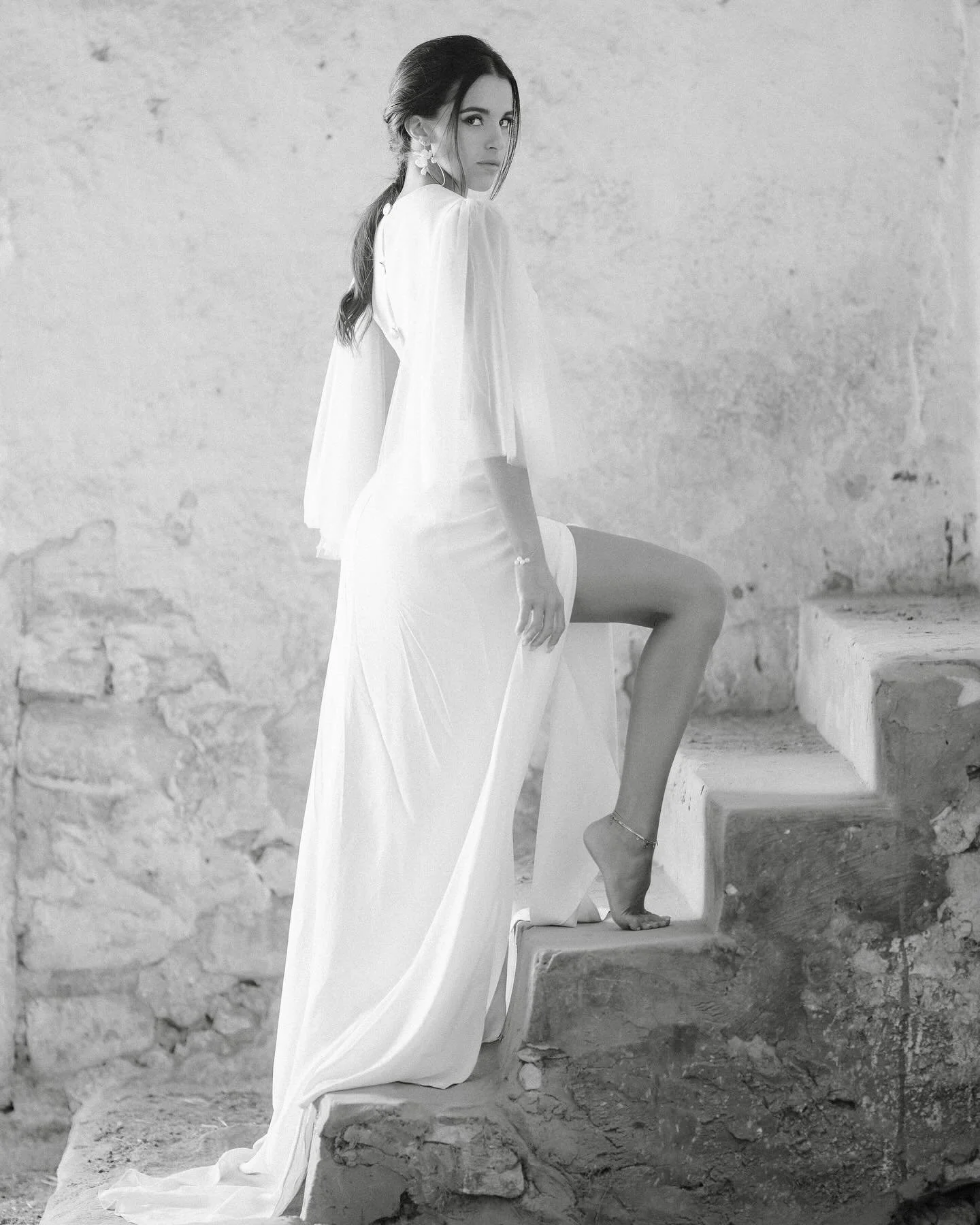 It&rsquo;s not the one who misses you at 2 o&rsquo;clock in the morning, alone in his room, unable to sleep. It&rsquo;s the one who thinks about you at 3pm, laughing with his friends, and says to himself... &ldquo;If only you were here&rdquo;. Becaus