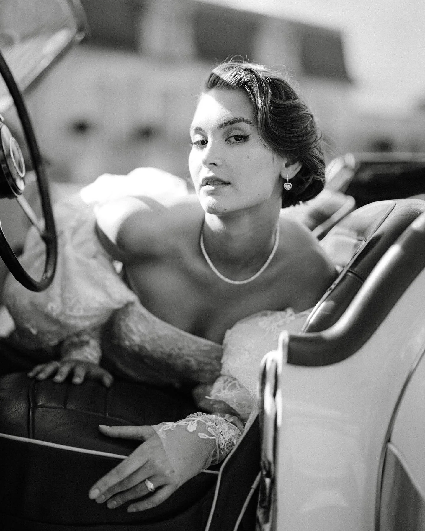 &laquo;&nbsp;I don&rsquo;t want to be a passenger in my own life.&nbsp;&raquo; Diane von F&uuml;rstenberg

Credits
Photographer: @vivien_malagnat
Editorial for @wed_vibes
Executive Production Team: @wed_vibes
Venue: @chateau_de_villette @theheritagec