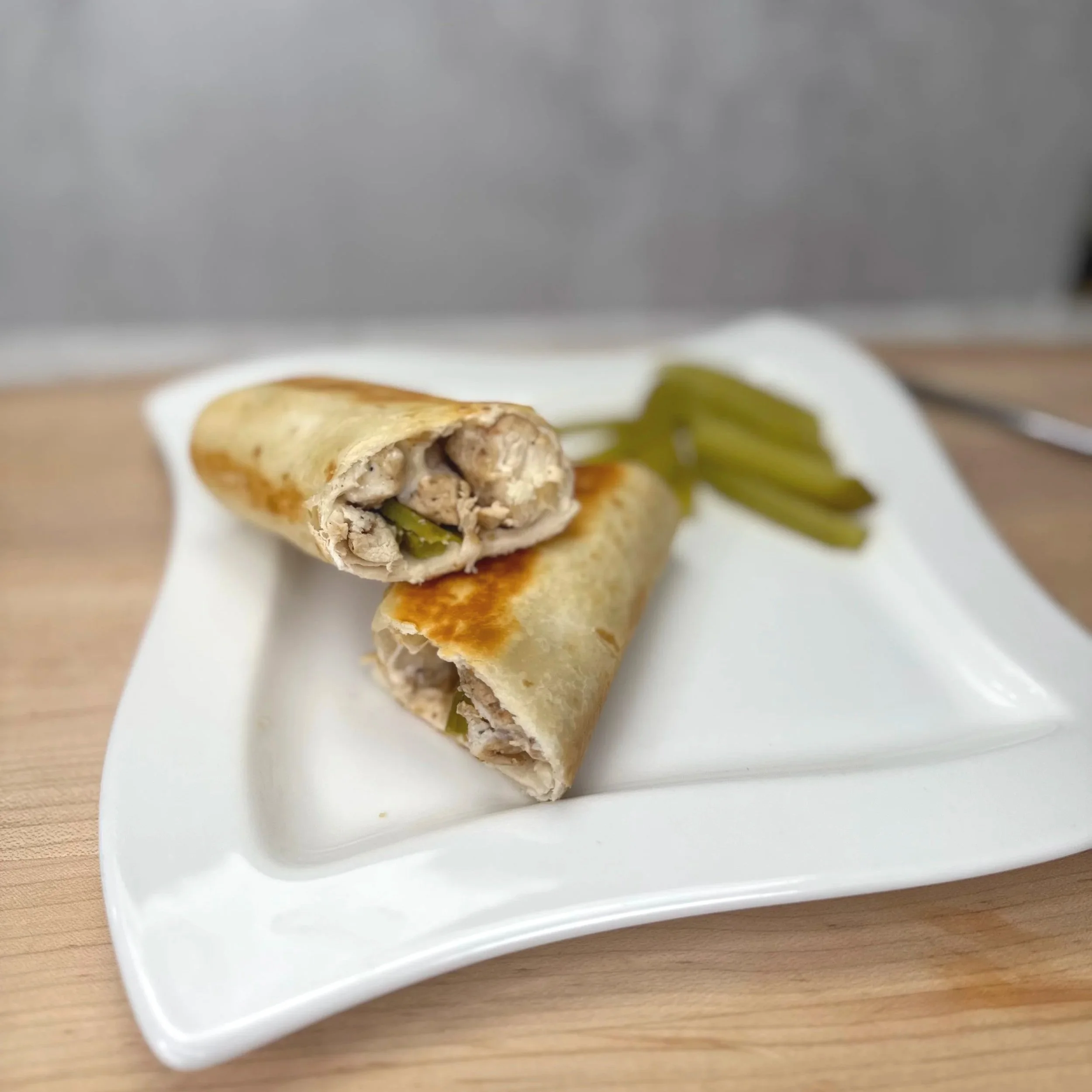 Meal-Prep: Chicken Shawarma Sandwiches