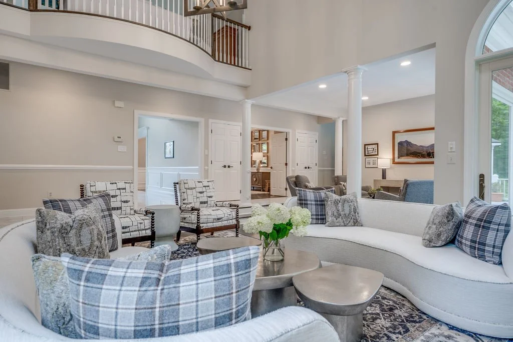 20250805-HomewoodInteriors-3988blended.jpg