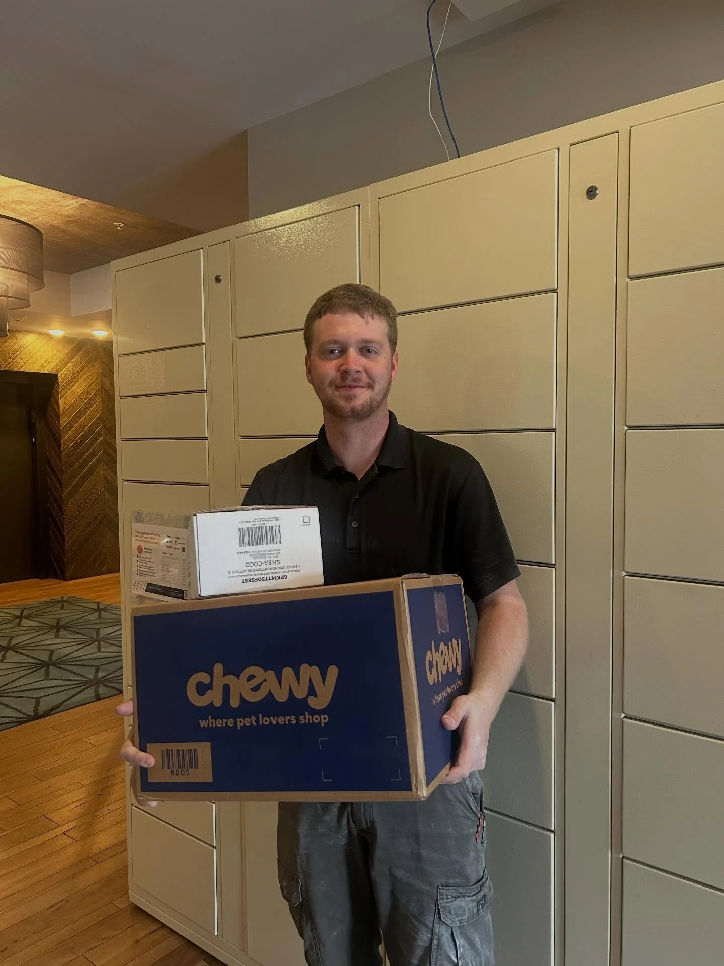 Don&rsquo;t forget to pick up your packages, Steel House! 📦

Our package room is filling up, so if you&rsquo;re expecting something, be sure to swing by the office and grab it. 

If your delivery is in the overflow room and you need to make arrangem