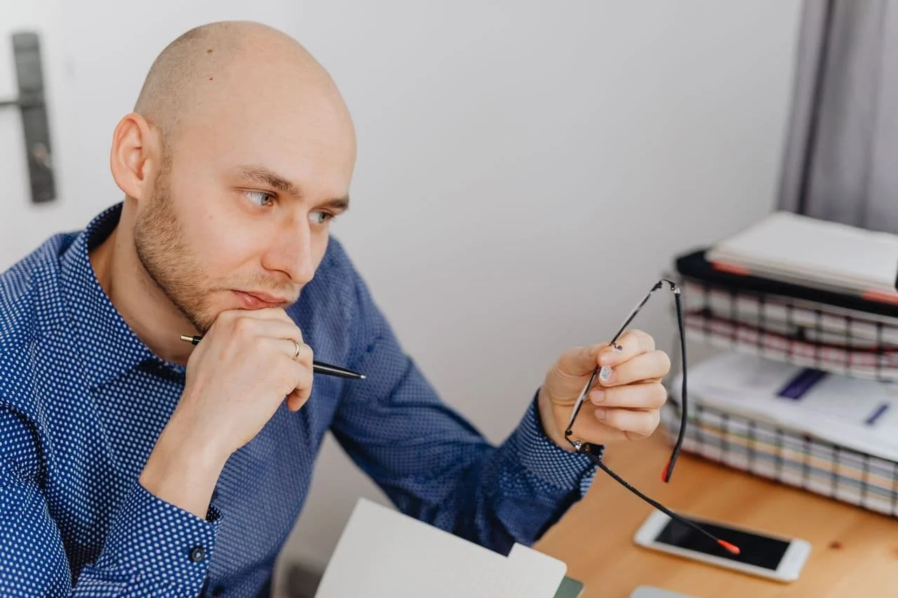 What ADHD Looks Like in Adults: Signs, Symptoms, and Daily Challenges