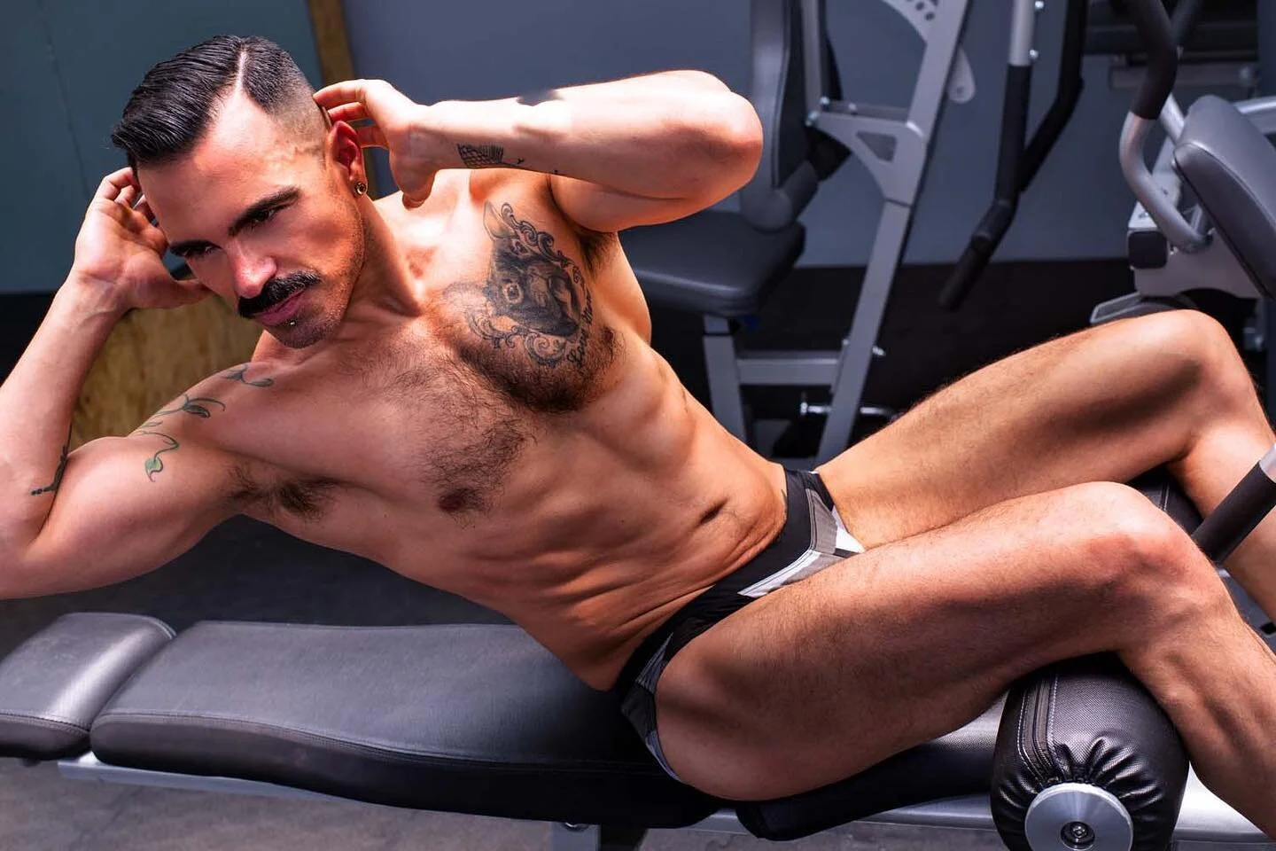 Salvador @salvadornunezop wearing @etnosfashion 📸 by @pielajena #etnos #etnosfashion #etnosfashionmen #menswear #blogger #lifestyle #mexican #mexico #mexicanblogger #athleticwear #compression #swimwear #malephotography #fashion #fashionphotography #