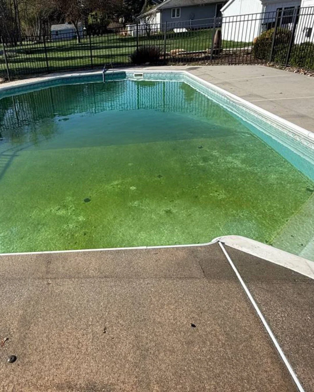 👀 Before &rarr; After
We just finished this gorgeous liner transformation for a family in Ellington, CT using the Bali Blue Granite pattern from Latham Pool Products. The rich, vibrant color gives this pool a like-new look.

But it&rsquo;s not just 