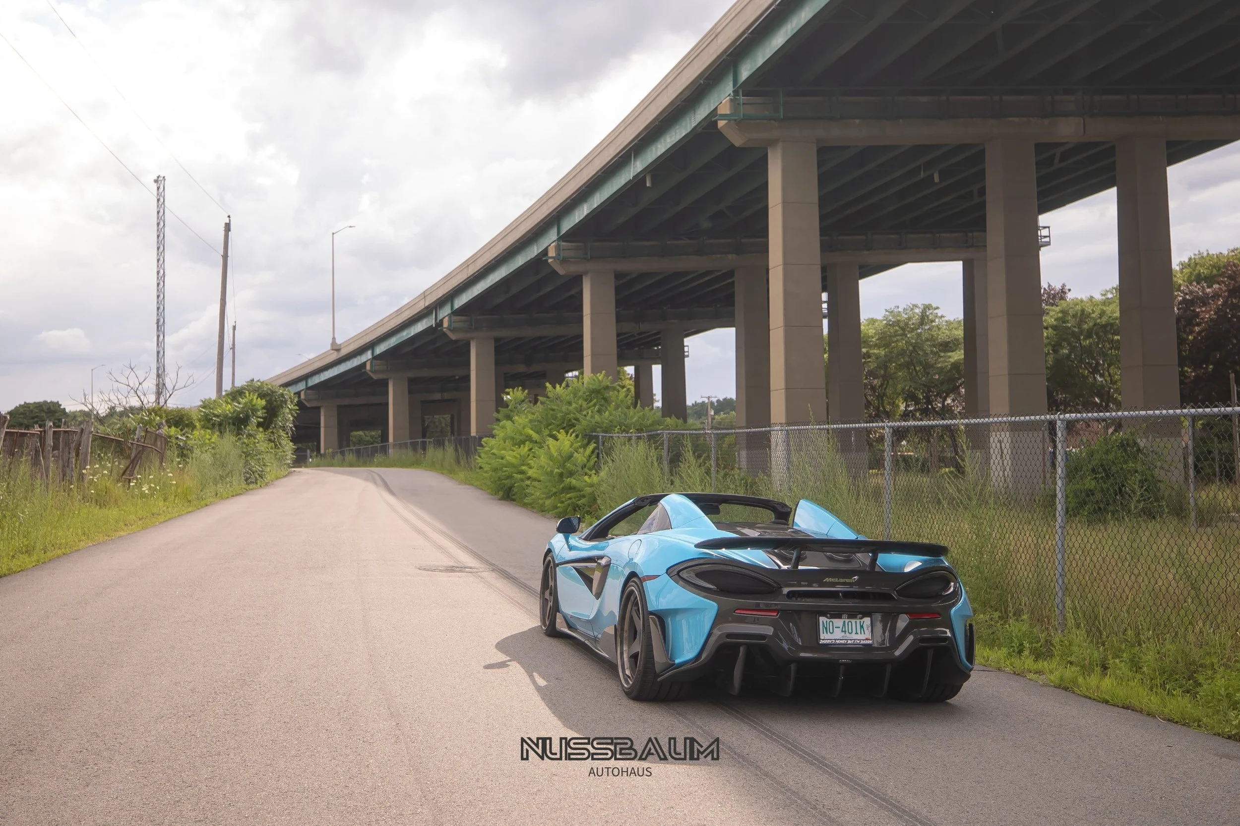 McLaren_600LT_10.jpg