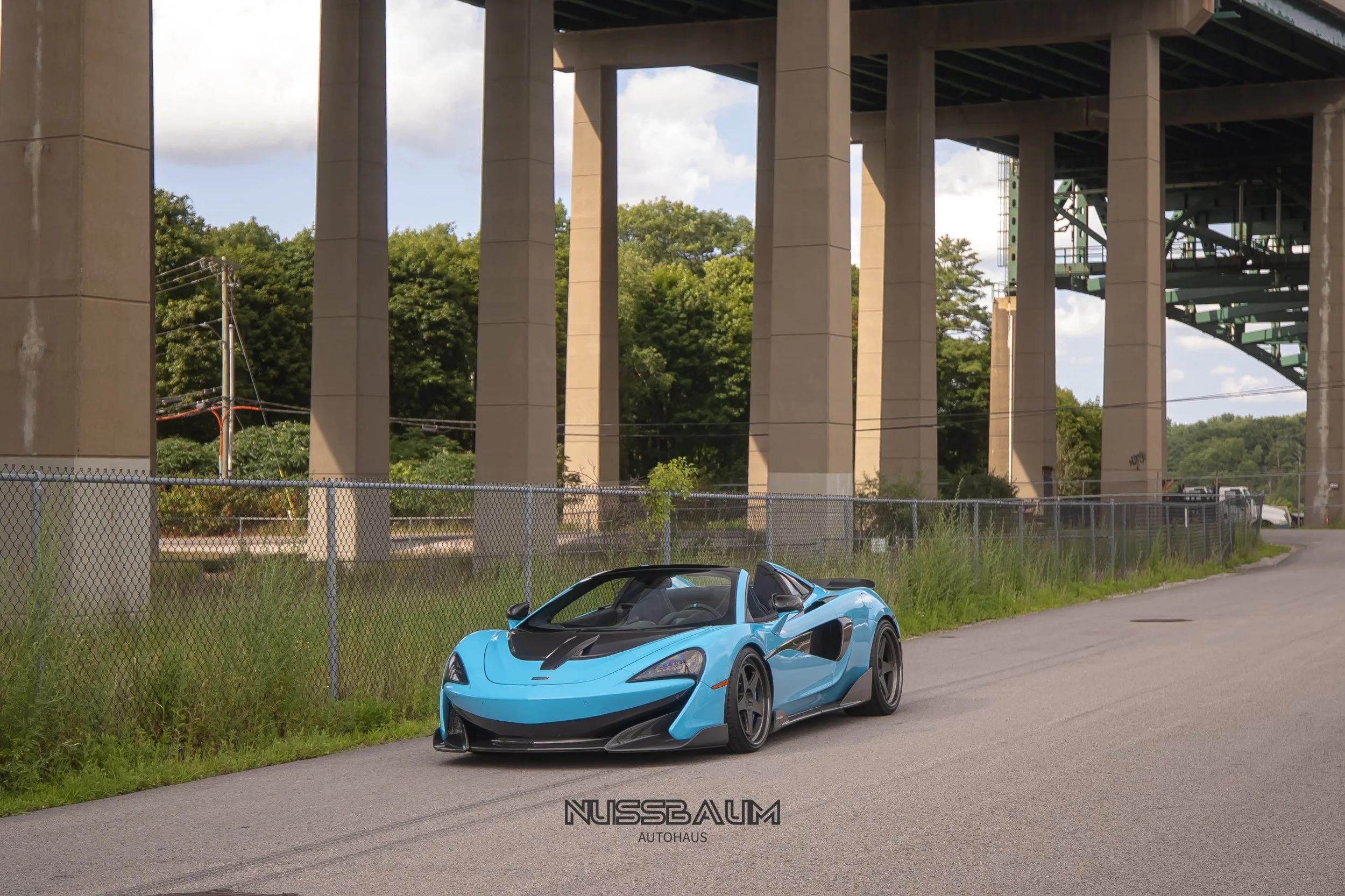 McLaren_600LT_19.jpg