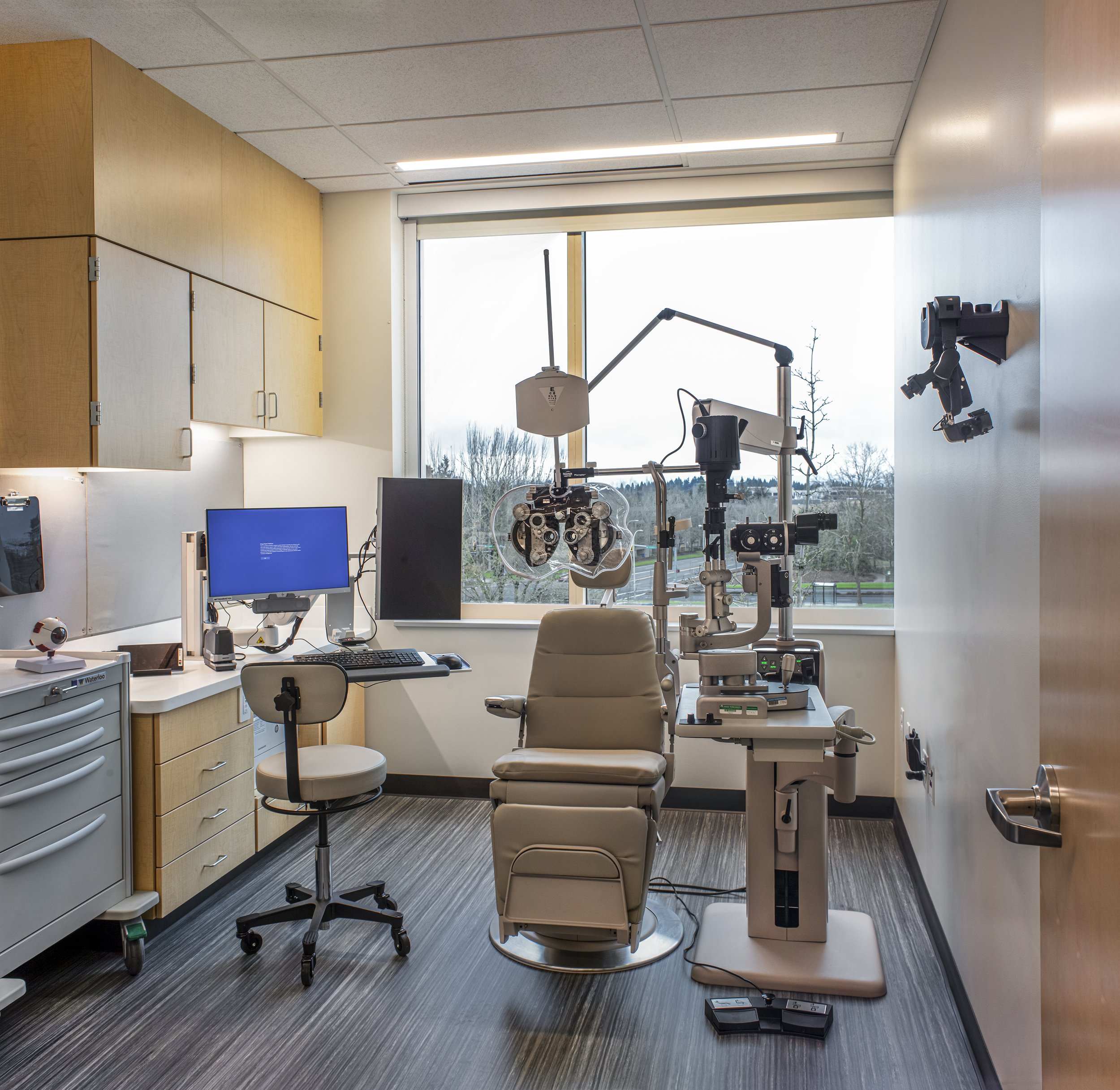 eye exam room.jpg