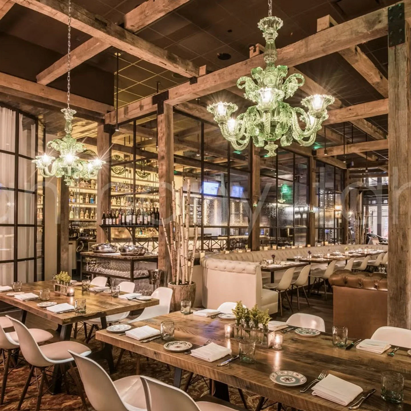 Are you experiencing decision fatigue on Columbus dining? Let us offer a recommendation: Guild House! This Cameron Mitchell restaurant located in the Shorth North (7 minutes away from Tribeca) features chefs who collaborate to create regionally and g