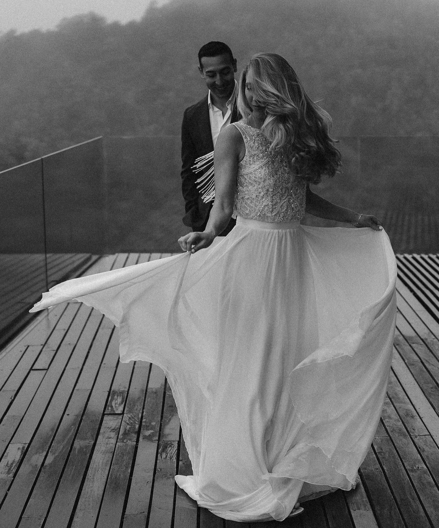 Real Bride | Breathtaking moments of Taryn in the Flynn Topper and Summer Skirt. 

@adventureinstead 

#elopementstyle #bridalseparates #australianbridal #justmarried #realbride