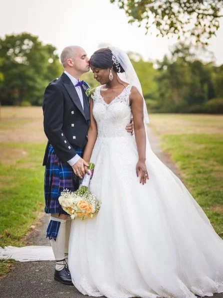 Personal Flowers on Wedding Day ✨
It&rsquo;s the second slide for us. Swipe to see the groom holding the bouquet 😍
~
Plan + Design @perfectevent4u 
Bouquet @perfectevent4u 
📸 @remi_benson 
:
:
:
#weddingbouquet #weddingflowers #weddingfloristlondon