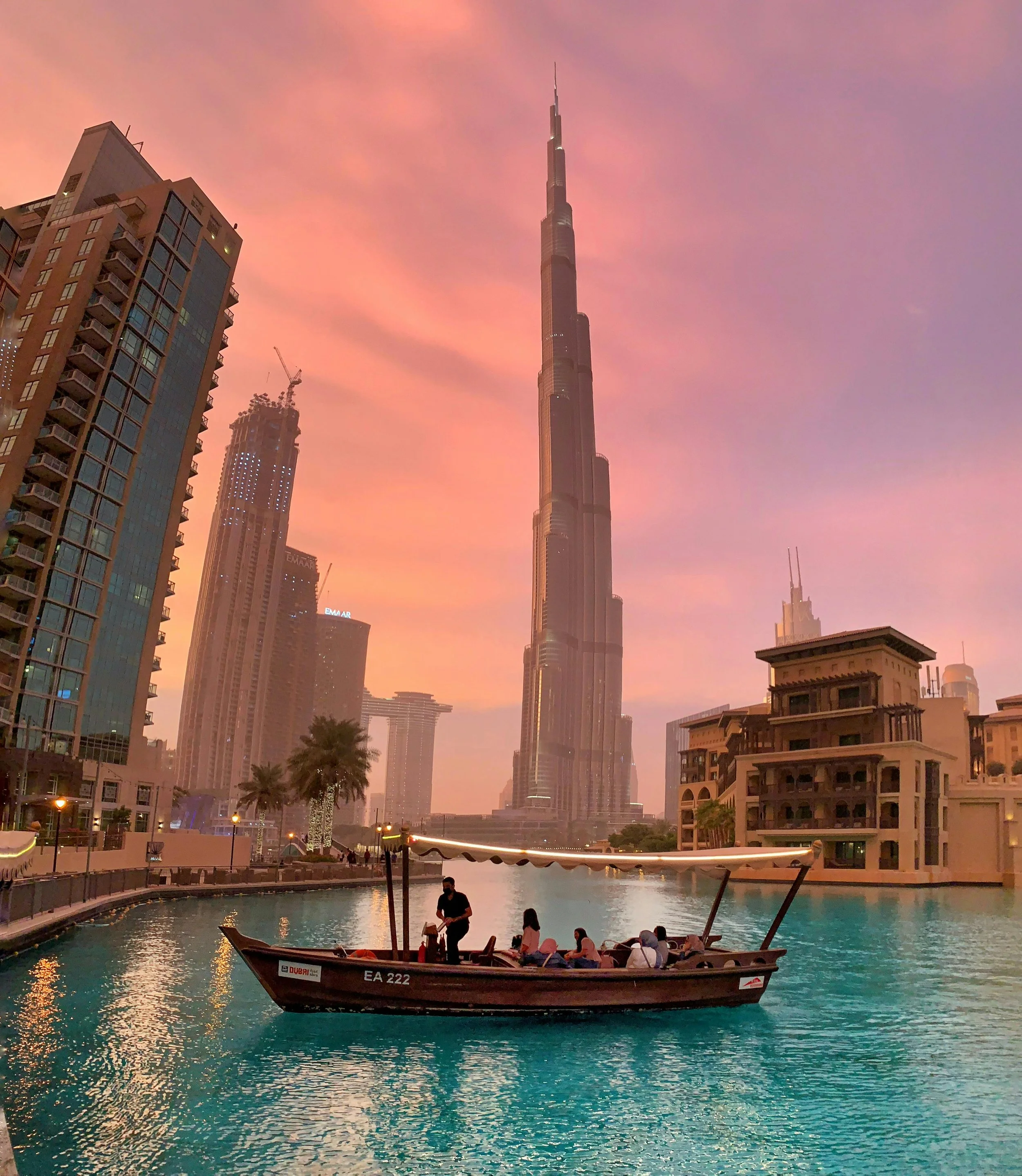 UAE - 2 - LifesAbris.jpg