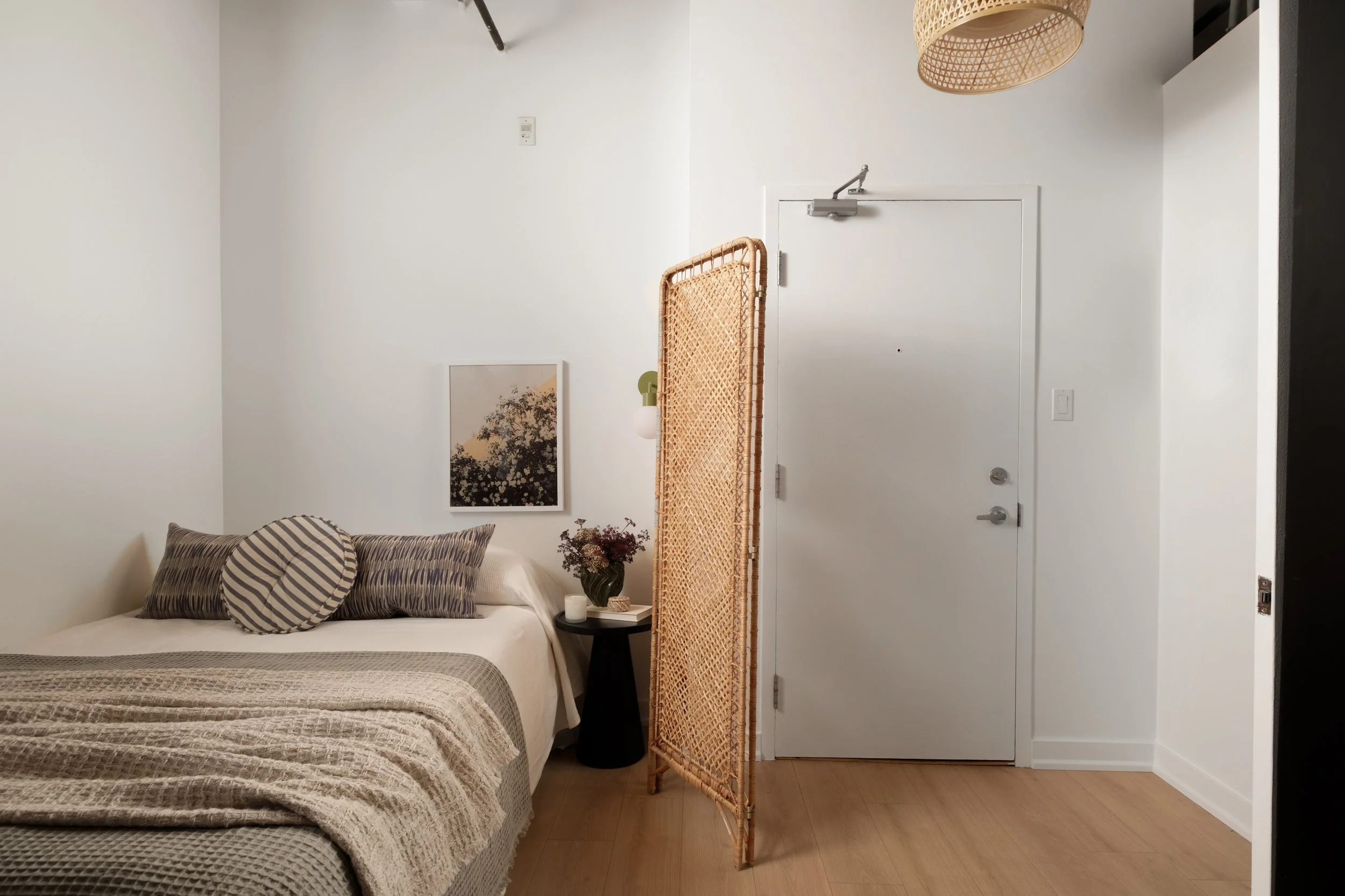 321-955 Queen St W (17 of 26).jpg