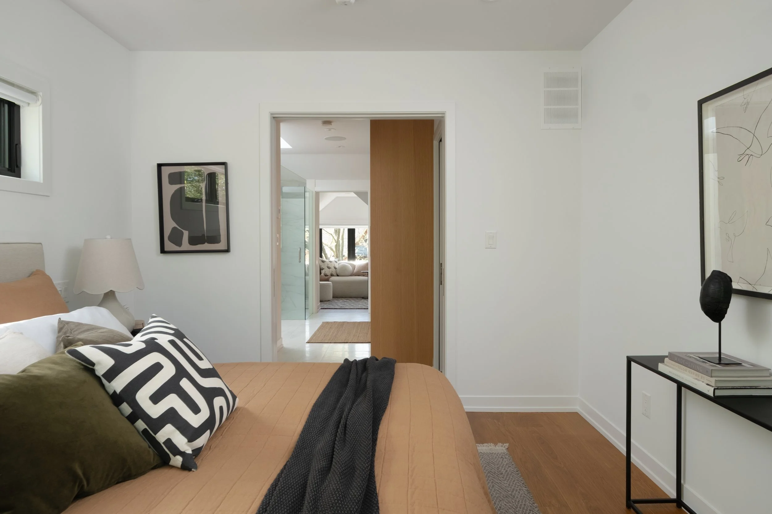 204 Bain Ave (25 of 70).jpg