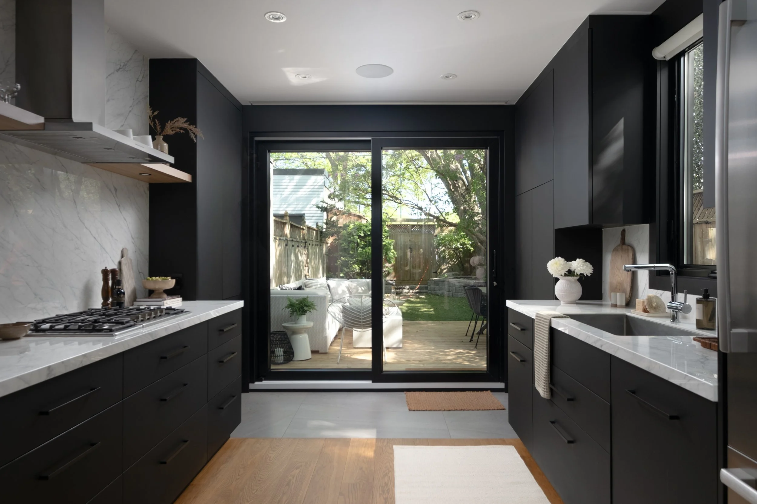 204 Bain Ave (16 of 70).jpg